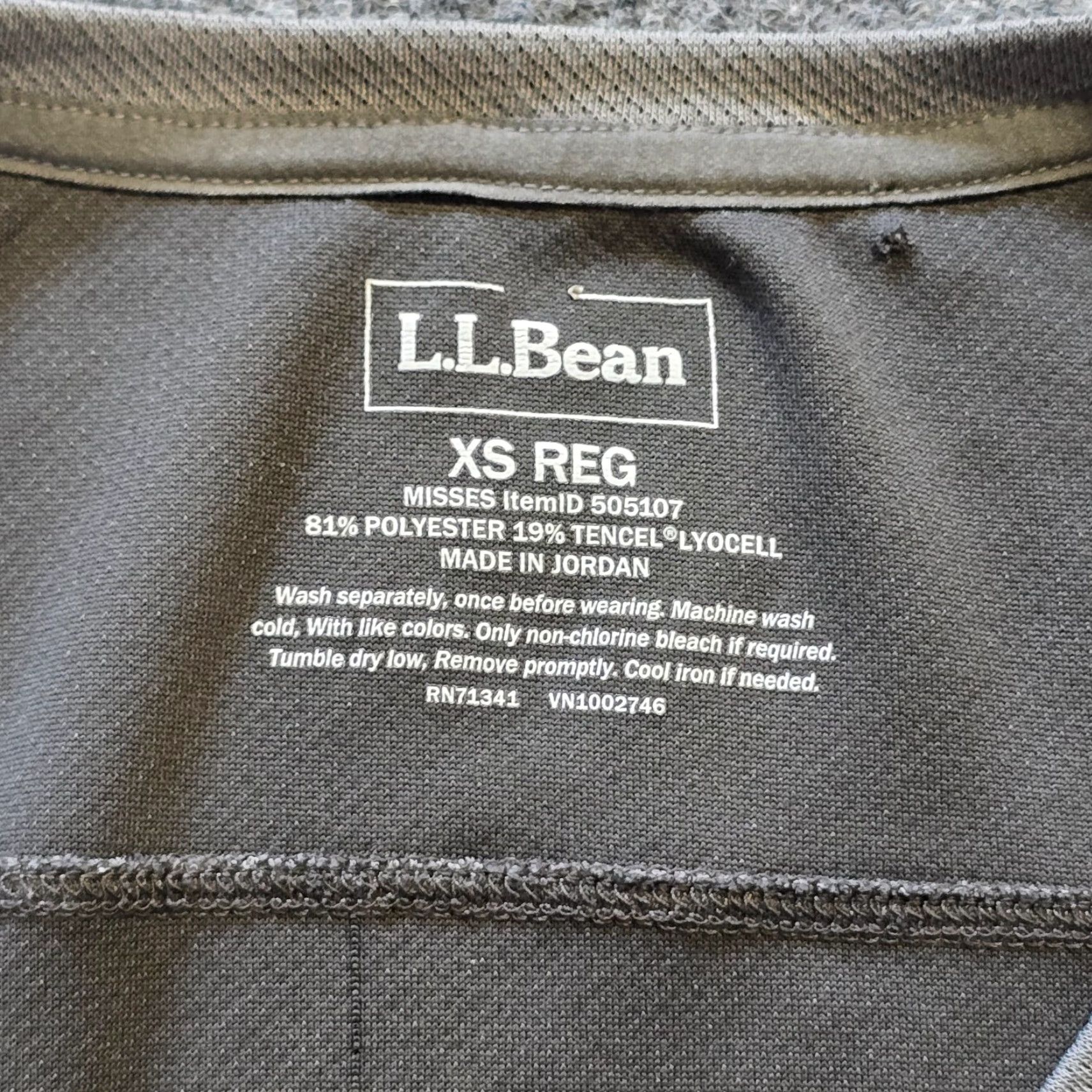 Vintage LL Bean Top Womens XS Gray Henley Long Sleeve Lightweight Base Layer Casual Shirt Mens/Womens? Size XS / US 0-2 / IT 36-38 - 3 Thumbnail