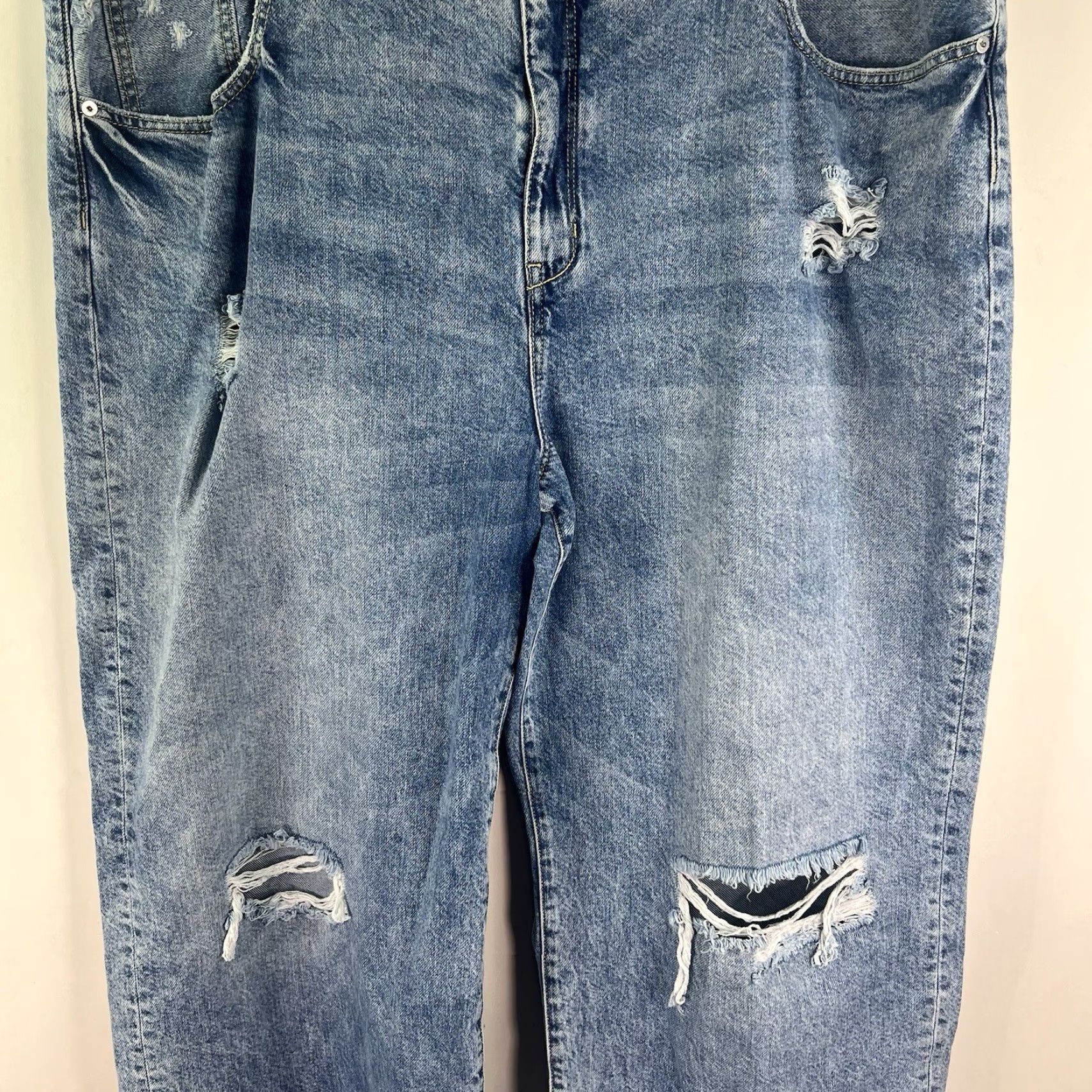 Anthropologie ANTHROPOLOGIE Pilcro Distressed Baggy Denim Jeans Womens 24W 48X30 Blue NWT Jeans Size 42" / US 20 - 3 Thumbnail
