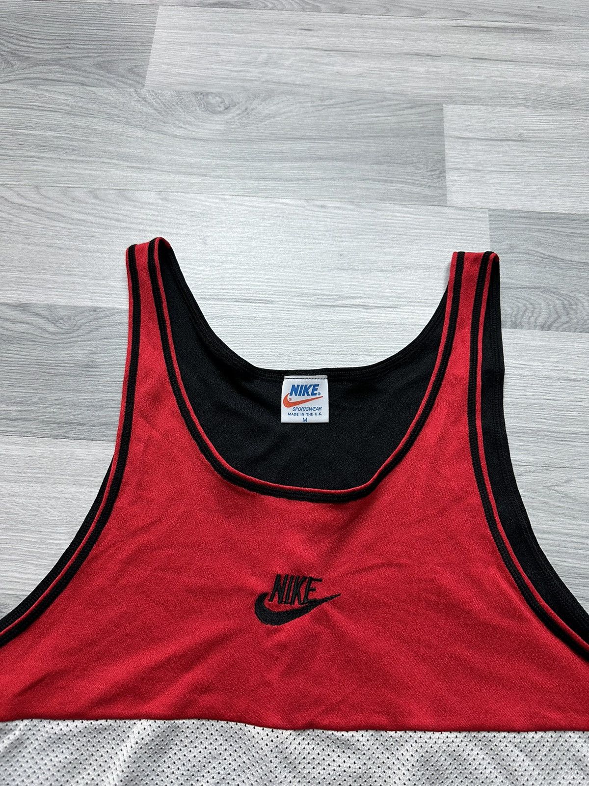 Nike × Vintage Vintage nylon sleeveless tank top Nike central logo swoosh Size US M / EU 48-50 / 2 - 3 Thumbnail