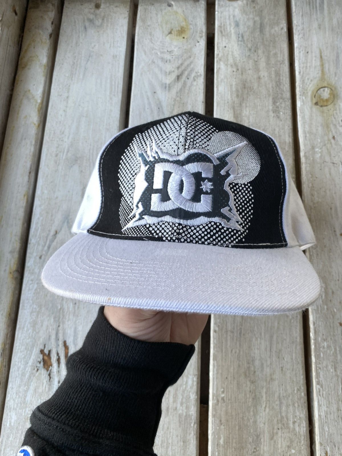 DC × Vintage Vintage 00s Sk8 DC Headwear Beanie/Snowcap/Cap/Hat Size ONE SIZE - 2 Thumbnail