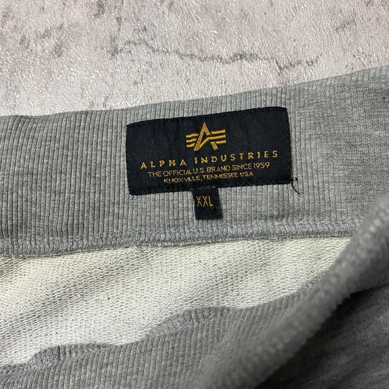 Alpha Industries Grey Alpha Industries sweat shorts #streetwear Size US 38 / EU 54 - 4 Thumbnail