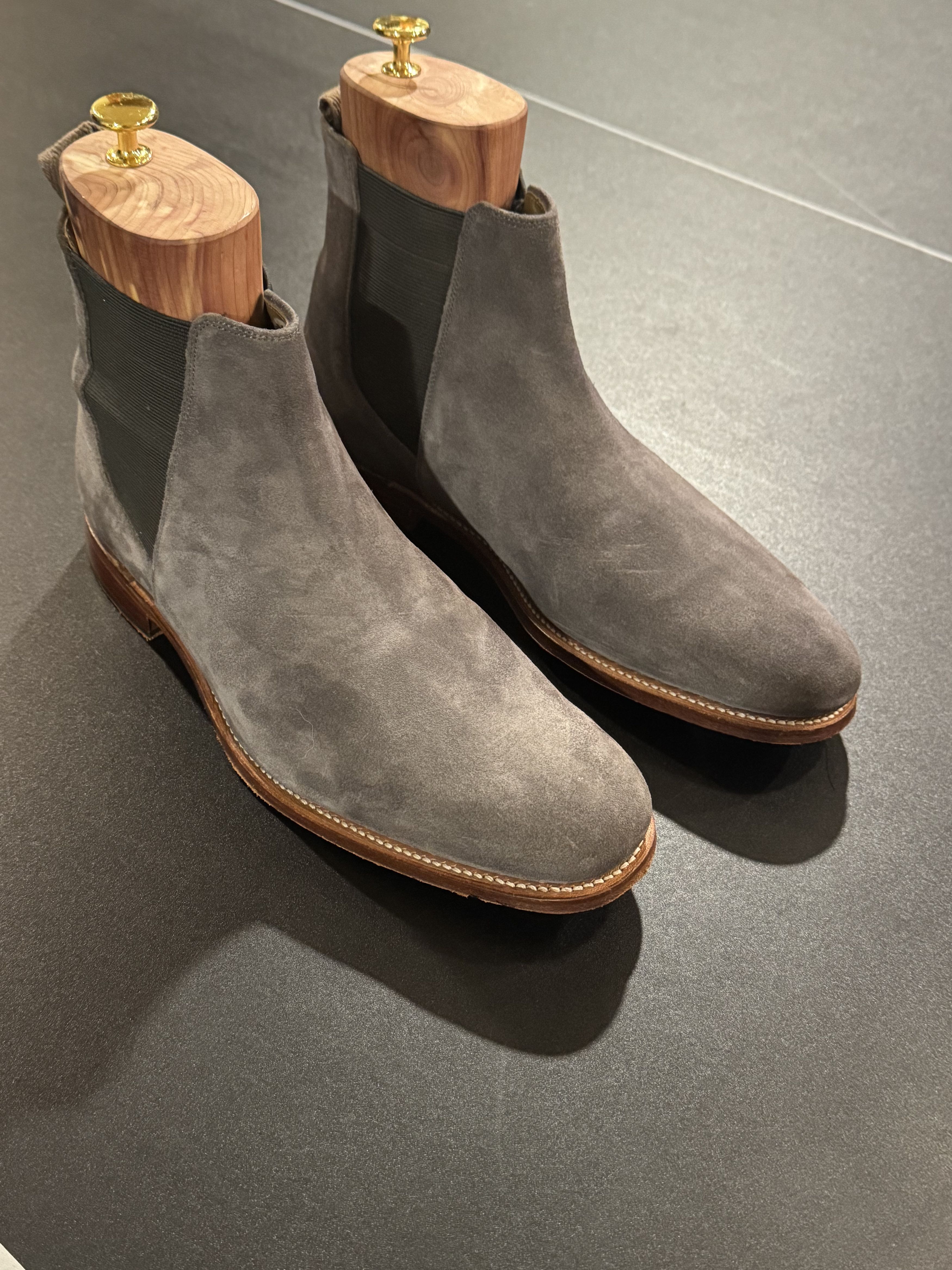 Grenson Grey Suede Chelsea Boots Size US 8.5 / EU 41-42 - 2 Thumbnail