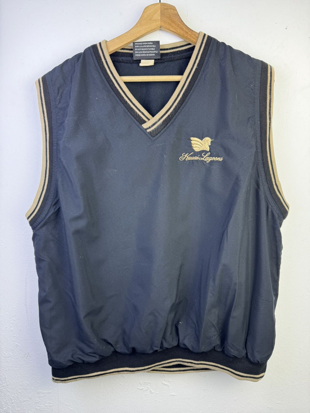 Vintage Vintage Kauai Lagoons" embroidered Logo Vest Size US M / EU 48-50 / 2 - 1 Thumbnail