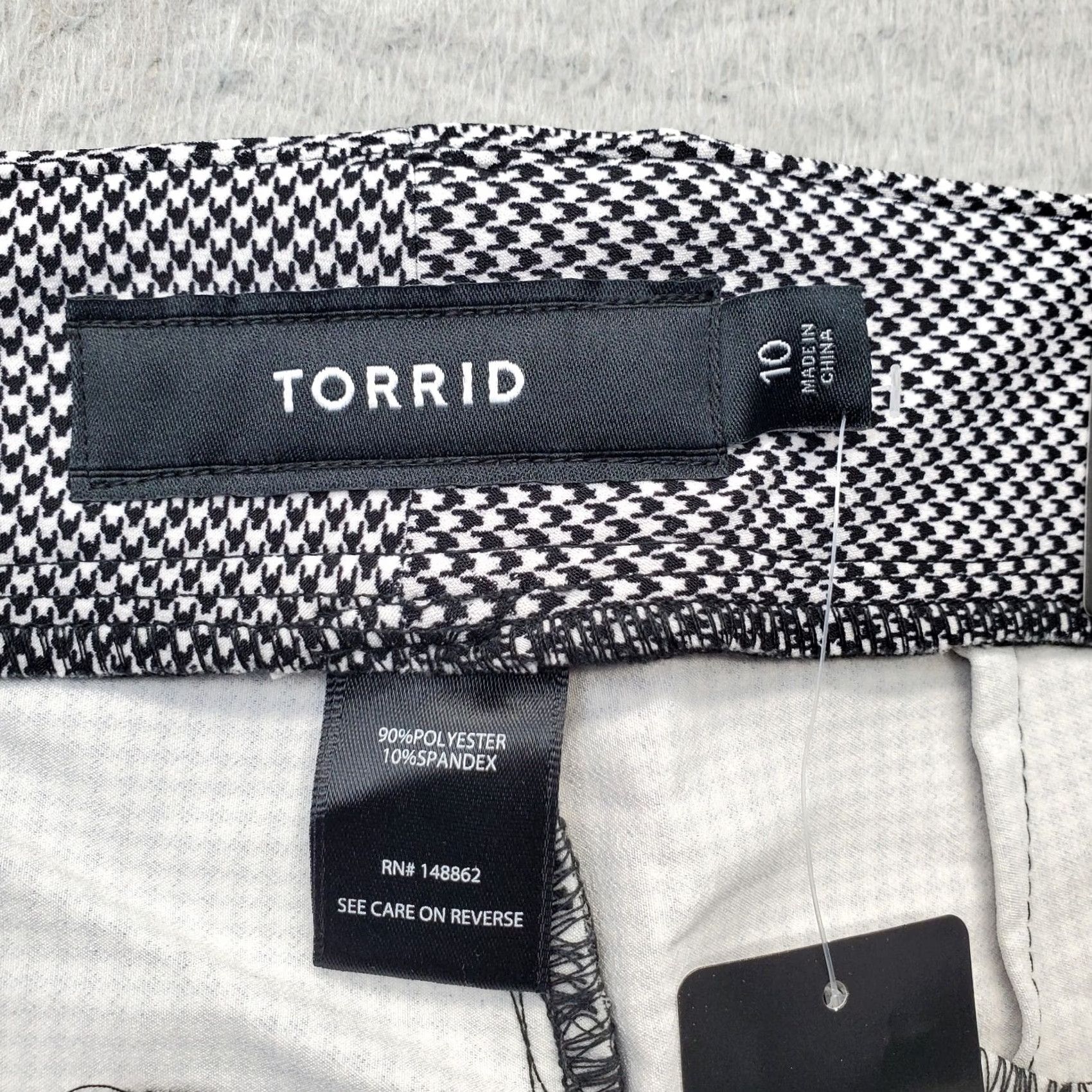 Torrid Torrid Cropped Pants Women's 10 Multi Houndstooth Wide-Leg Pants XS? Size 32" / US 10 / IT 46 - 6 Thumbnail