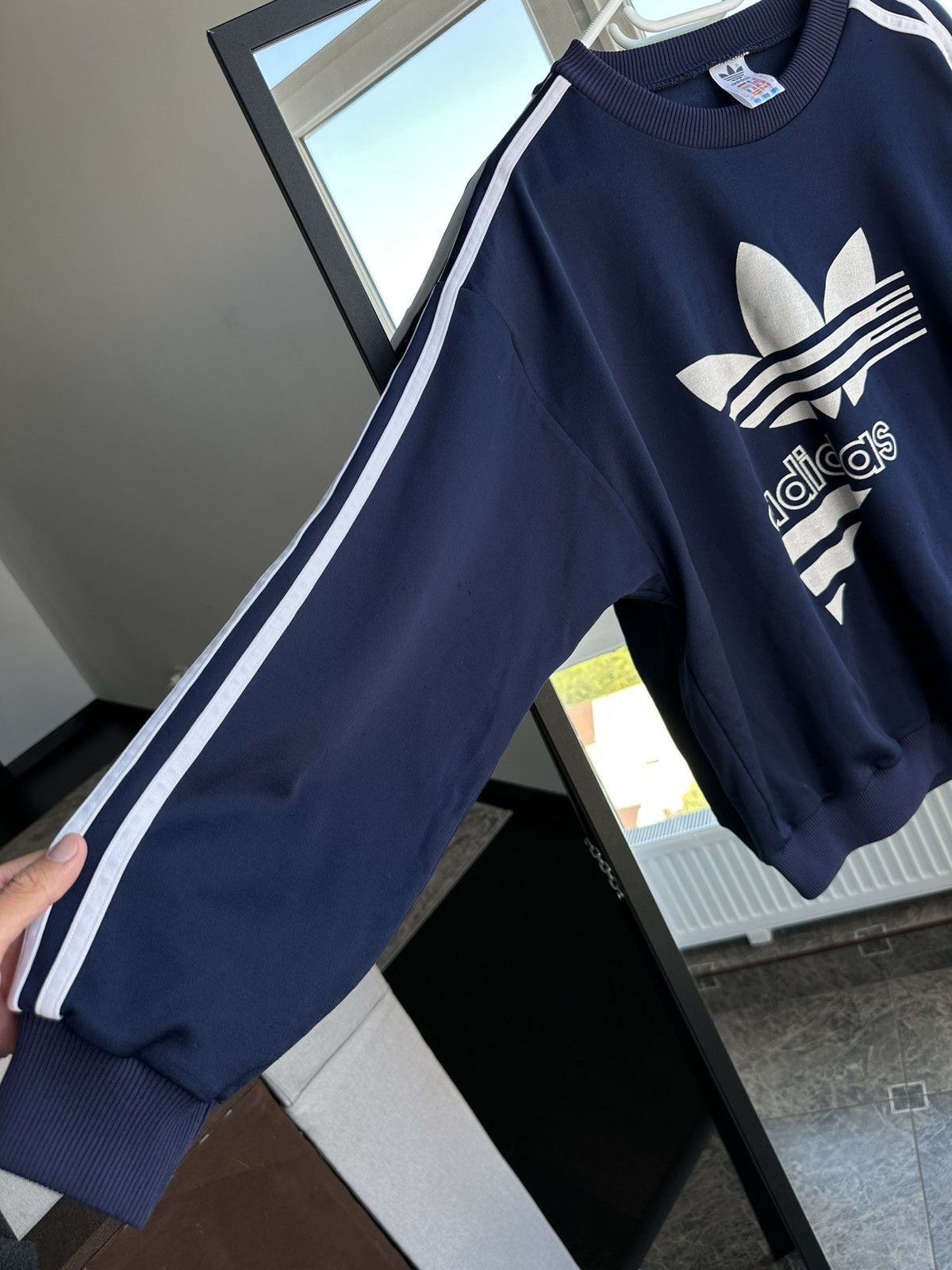 Adidas Vintage Adidas Originals Trefoil Big Logo Sweatshirt Navy Size US M / EU 48-50 / 2 - 8 Thumbnail