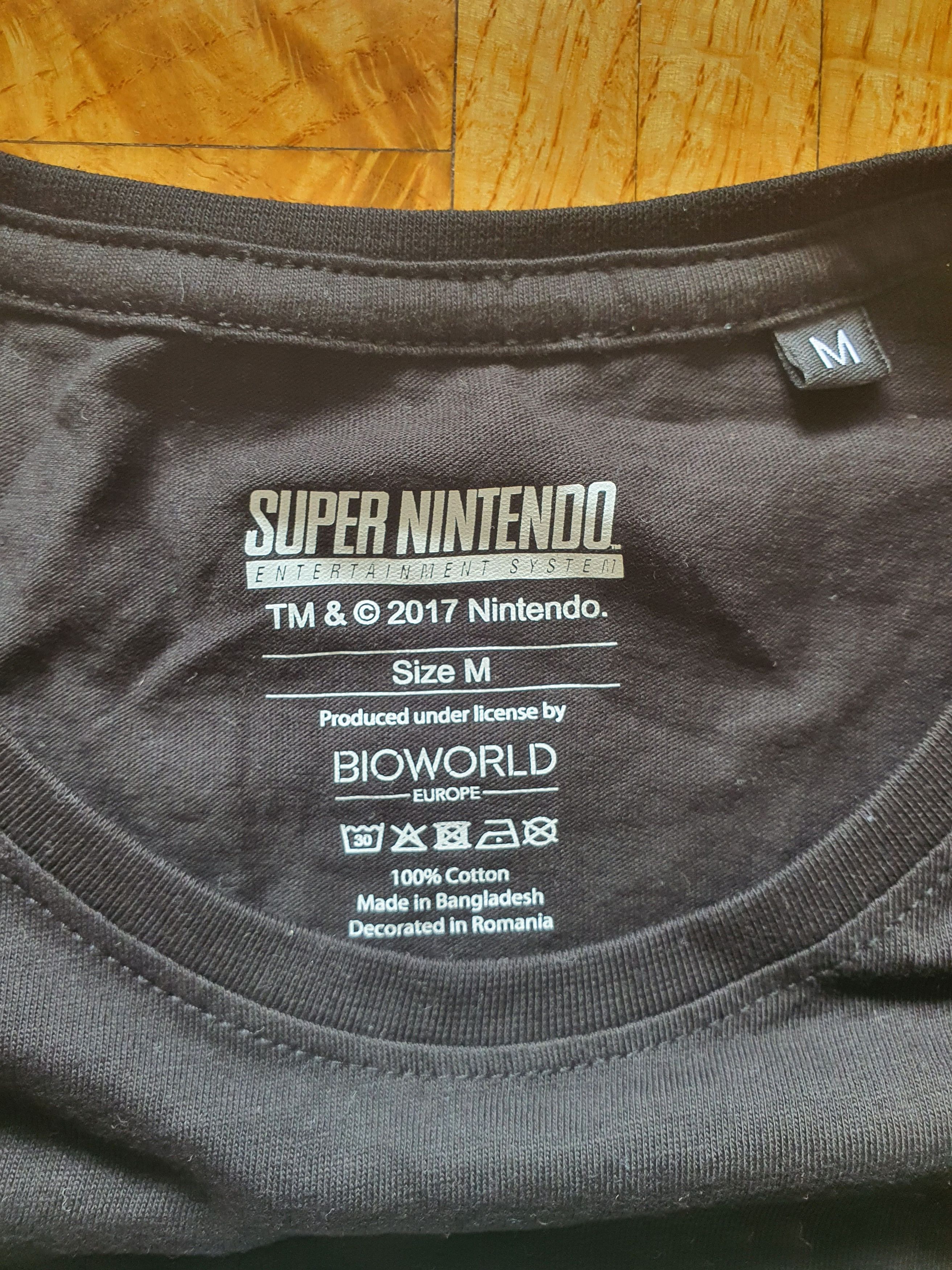 Nintendo BIOWORLD - Super Mario World (SNES) Graphic T-Shirt - 2017 Size US M / EU 48-50 / 2 - 4 Thumbnail