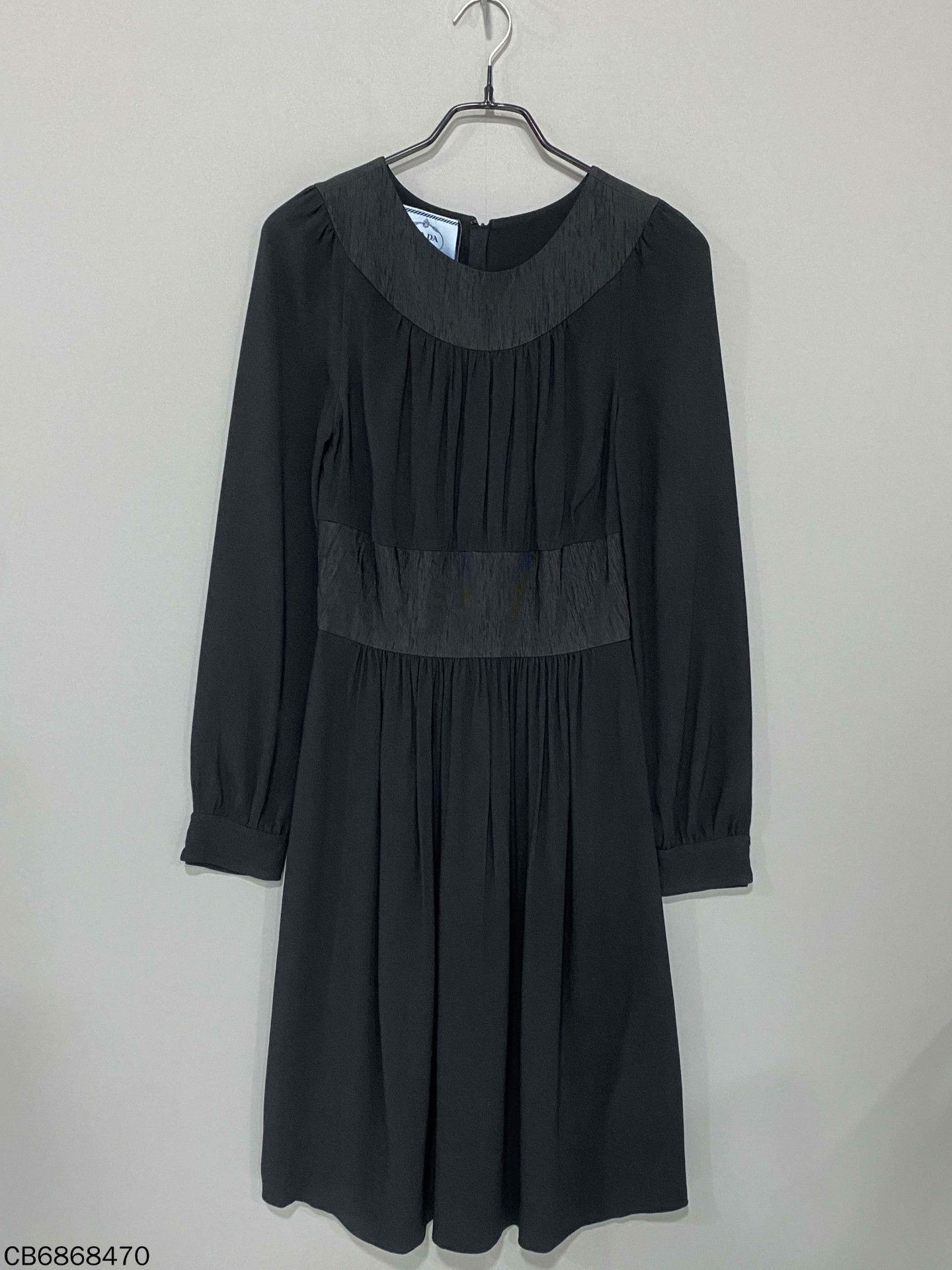 Prada Prada Black Dress L Women Size L / US 10 / IT 46 - 1 Thumbnail