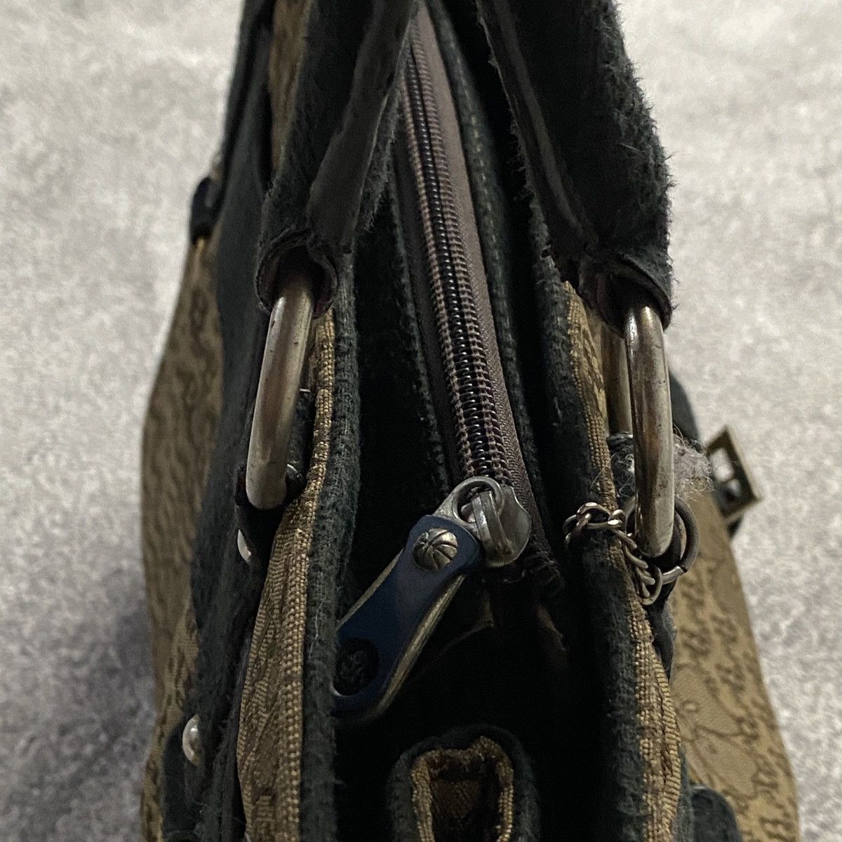 Japanese Brand 2000s Monogram Brown & Black Buckled Handbag Size ONE SIZE - 6 Thumbnail