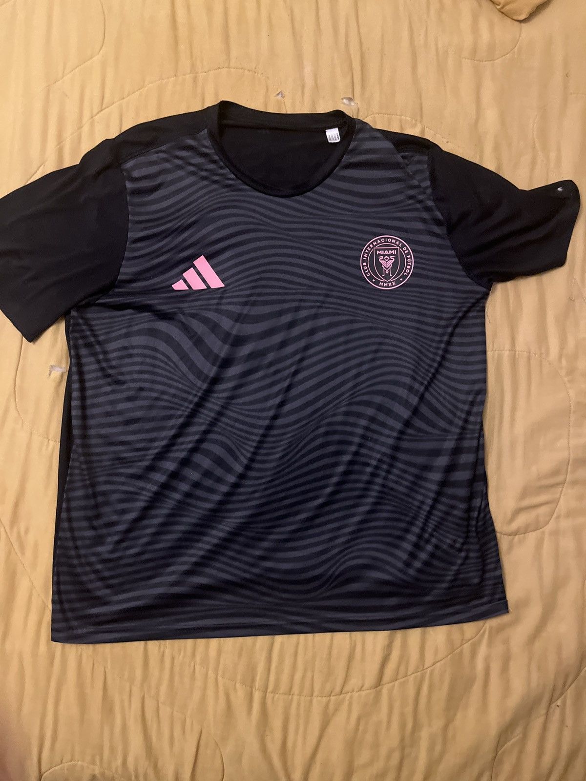 Adidas Black Messi jersey Size US XL / EU 56 / 4 - 1 Thumbnail