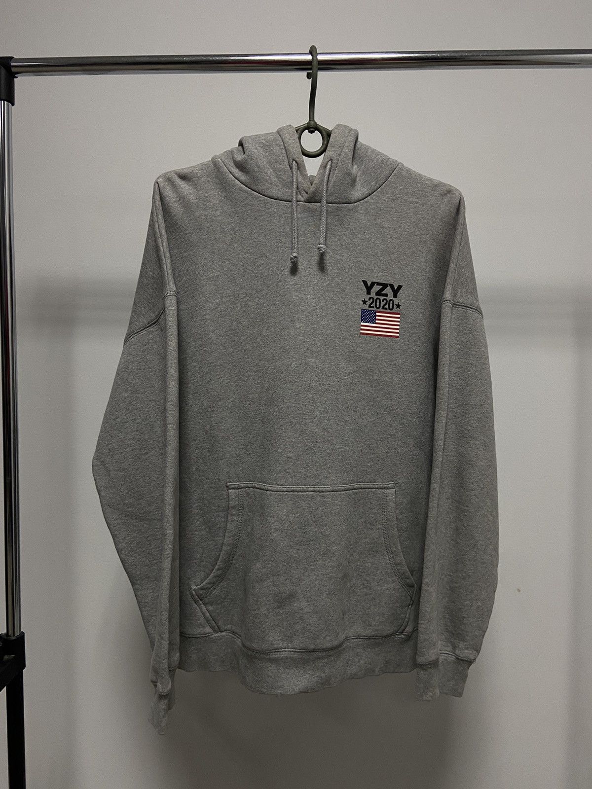 Kanye West × Vintage × Yeezy Yzy 2020 big USA 🇺🇸 flag kreem Yeezy hoodie Logo Vintage Size US S / EU 44-46 / 1 - 2 Thumbnail