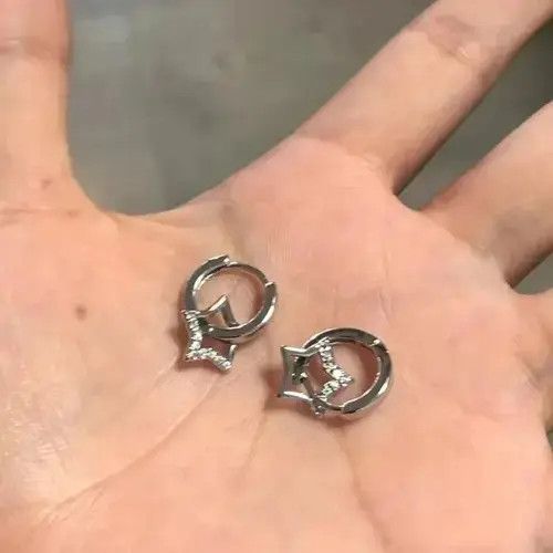 Kodone Crystal Star Earrings Size ONE SIZE - 2 Thumbnail