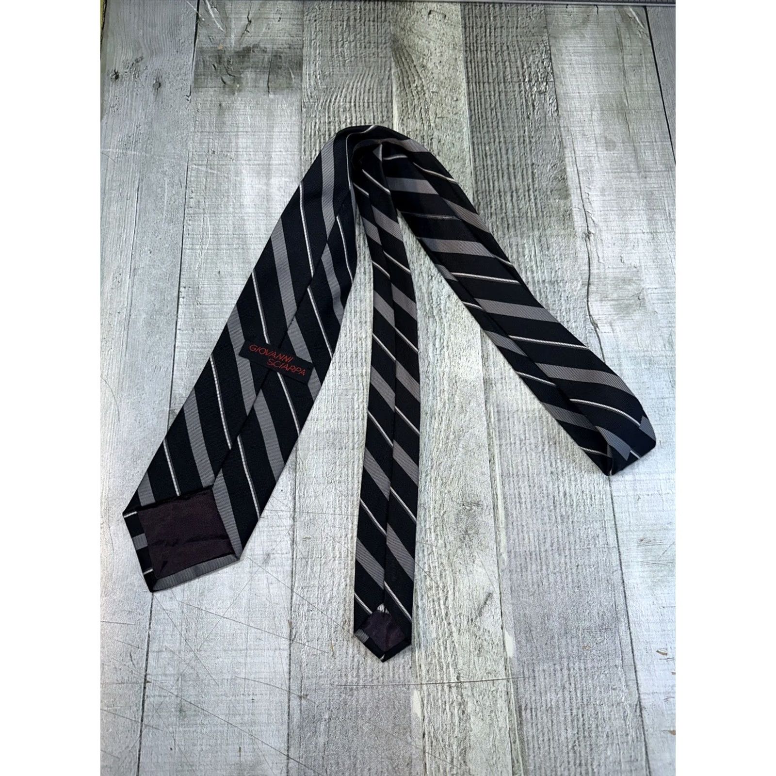Vintage Giovanni Tie 54 Inch Black And Silver Striped Tie Mens Size ONE SIZE - 2 Thumbnail
