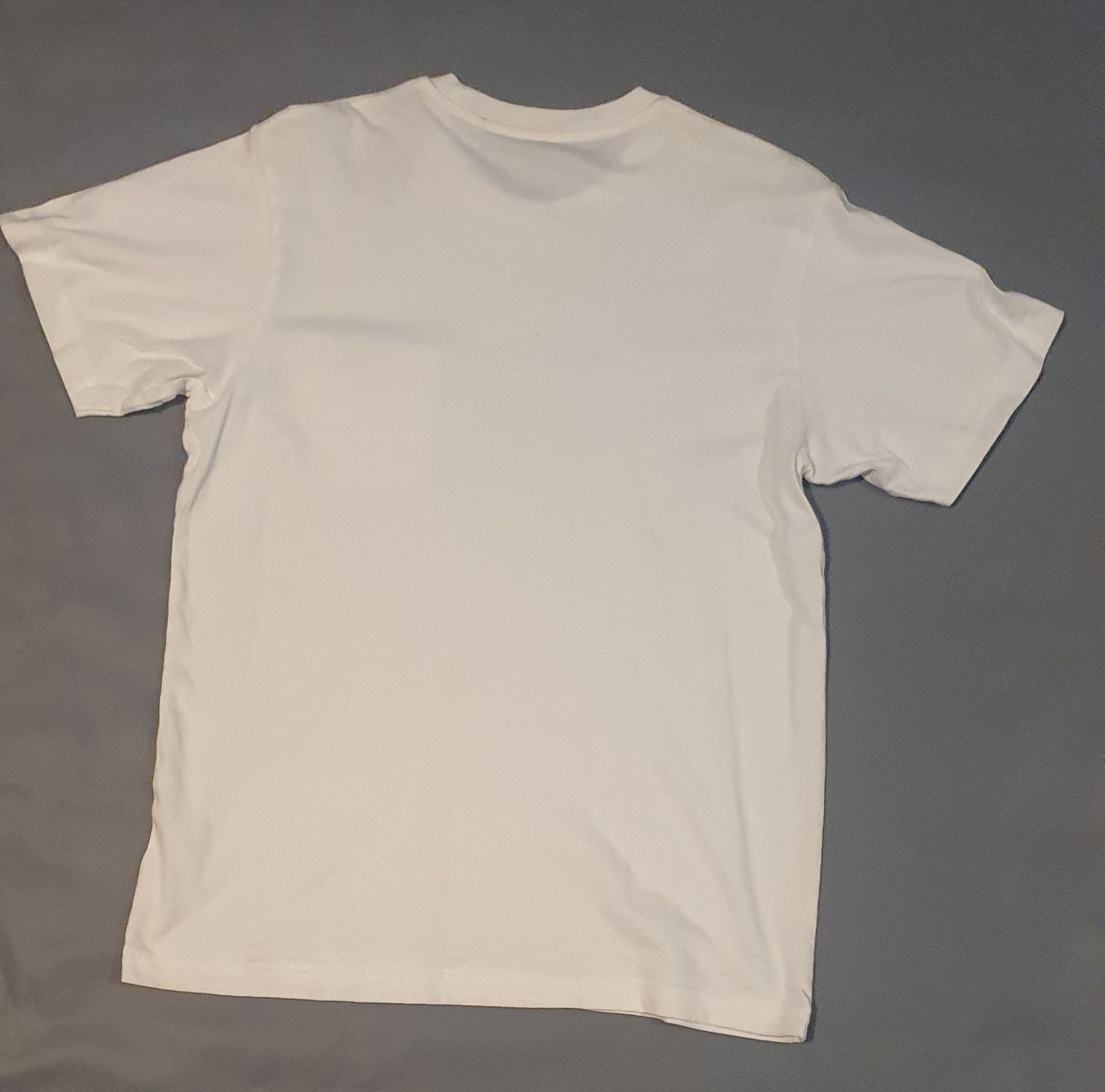 Uniqlo Uniqlo SPRZ NY Pocket T-Shirt | Authentic | Size M Size US M / EU 48-50 / 2 - 2 Thumbnail