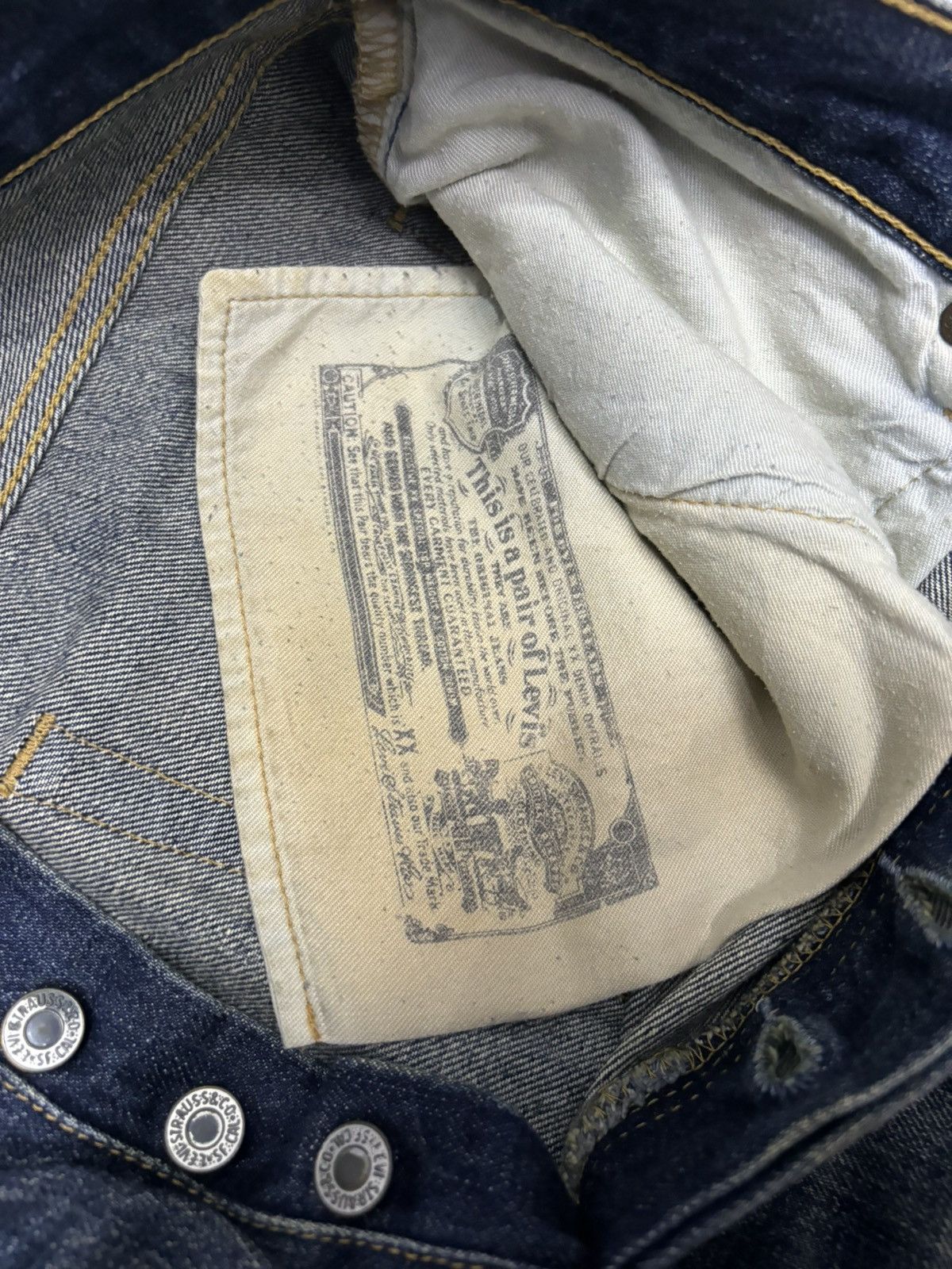 Levi's 🔥VINTAGE LEVIS 501 STRAIGHT LEG BUTTON FLY DENIM JEANS Size US 33 - 12 Thumbnail