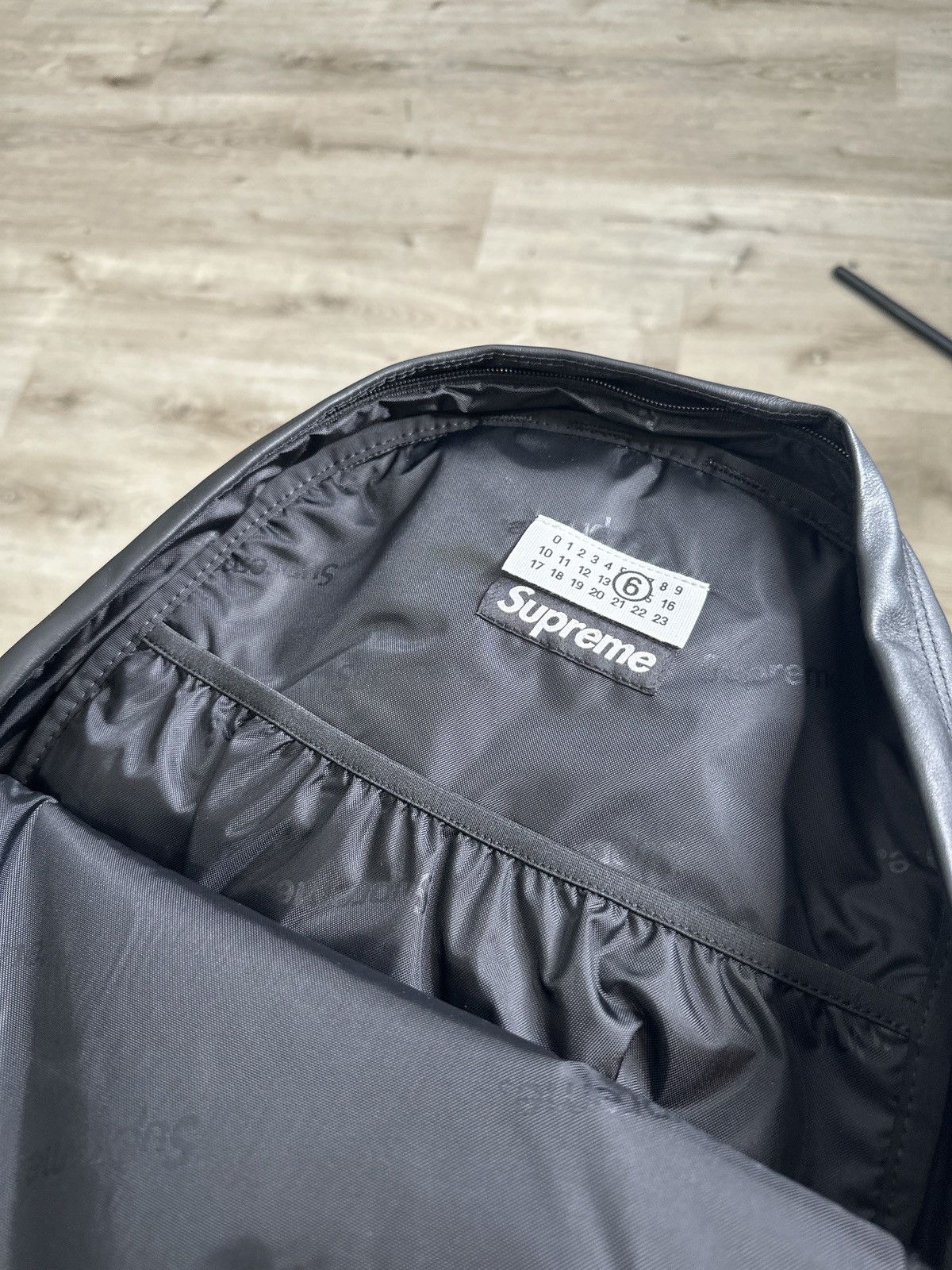 Maison Margiela × Supreme Supreme MM6 Maison Margiela Eagle Leather Backpack Size ONE SIZE - 6 Thumbnail