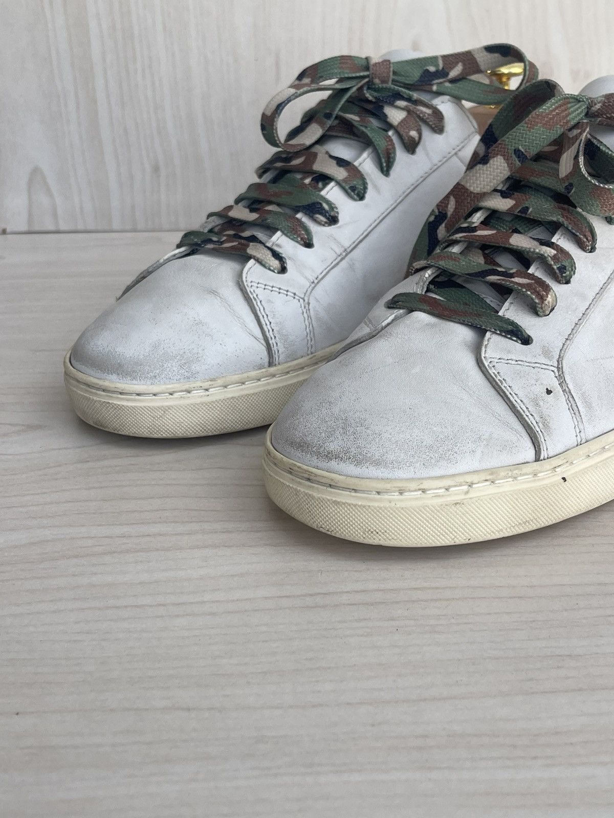 Saint Laurent Paris Saint Laurent Andy Low-Top Sneakers Size US 6 / EU 39 - 3 Thumbnail