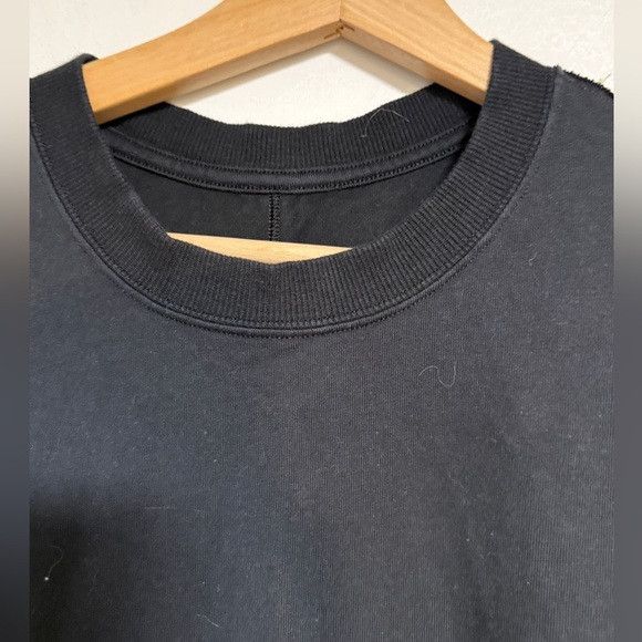 Other Black Long Sleeve Crewneck Tee (Estimated XL) Size XL / US 12-14 / IT 48-50 - 7 Thumbnail