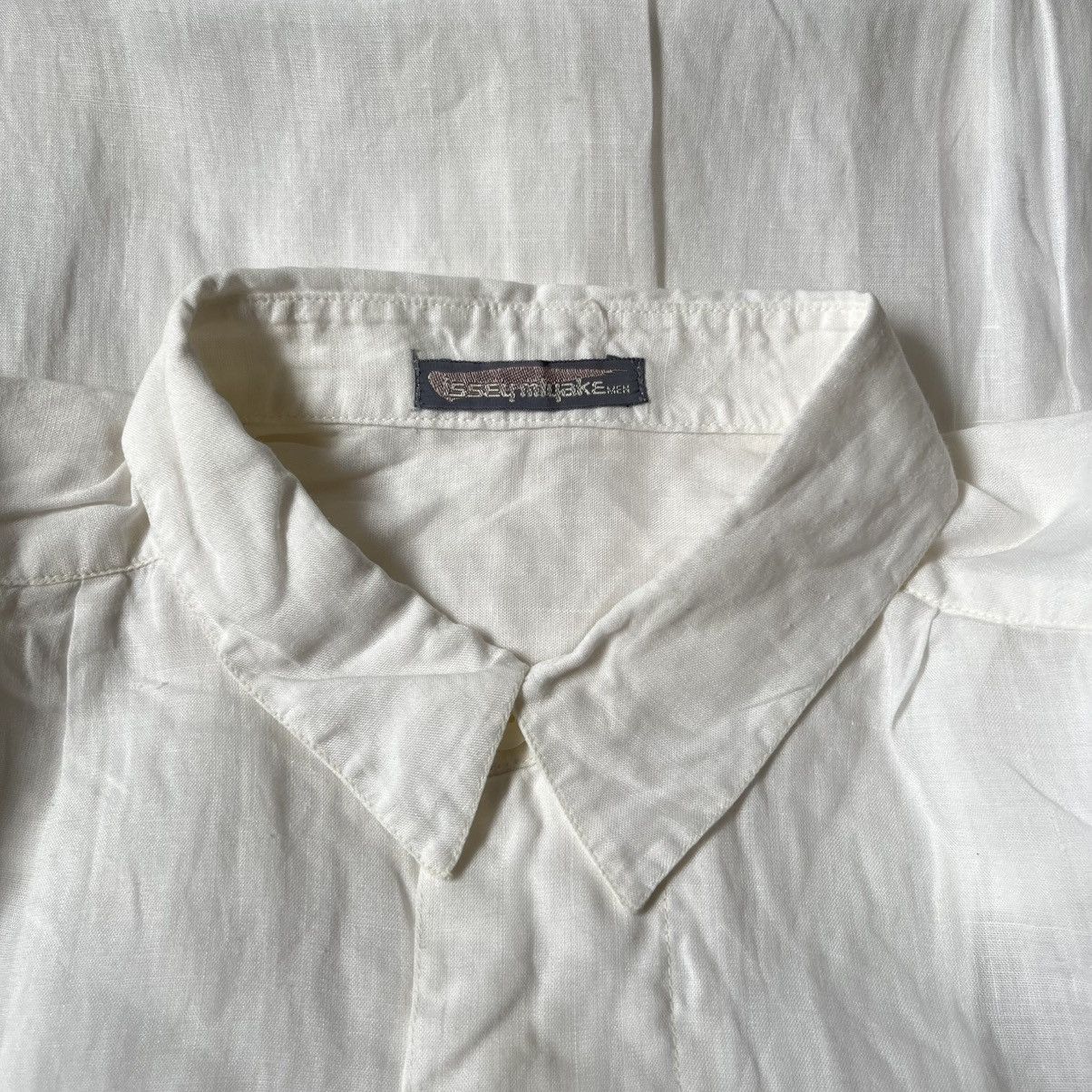 Issey Miyake 80’s Issey Miyake Men Button Up Shirt Size US XL / EU 56 / 4 - 3 Thumbnail
