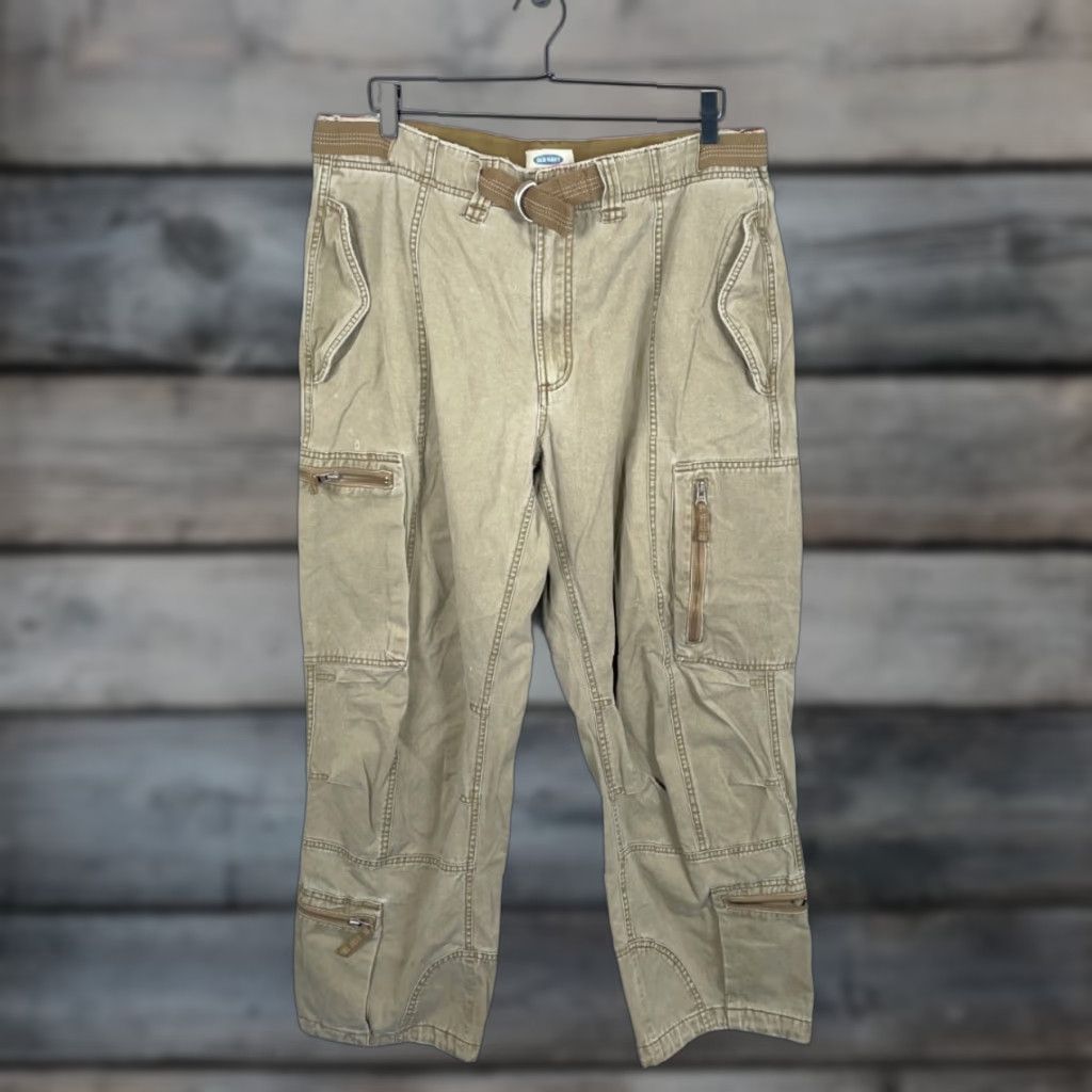 Old Navy VINTAGE Old Navy Cargo Pants Mens 36 x 30 Belted Army Style 38 x 28 Green Cotton Cargo Pocket Straight Regular Waist 38 Inseam 28 Modern Vintage? Size US 38 / EU 54 - 1 Thumbnail