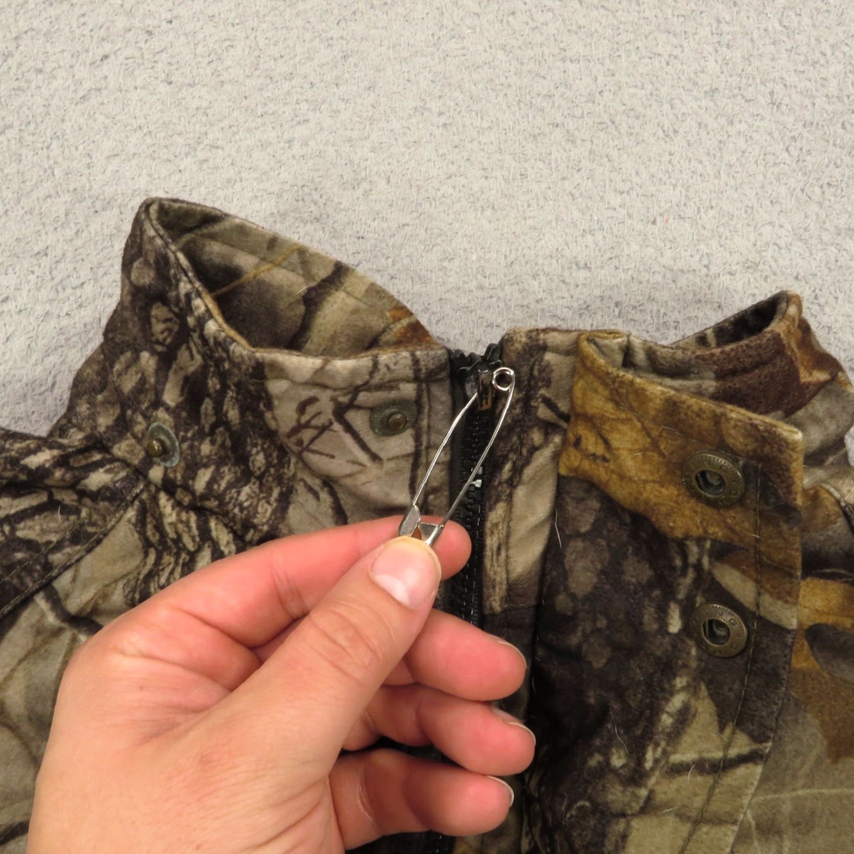 Vintage VINTAGE Woolrich Jacket Mens Medium Camouflage Insulated Bomber RealTree Hardwoods Zip Shirt Size US M / EU 48-50 / 2 - 4 Thumbnail