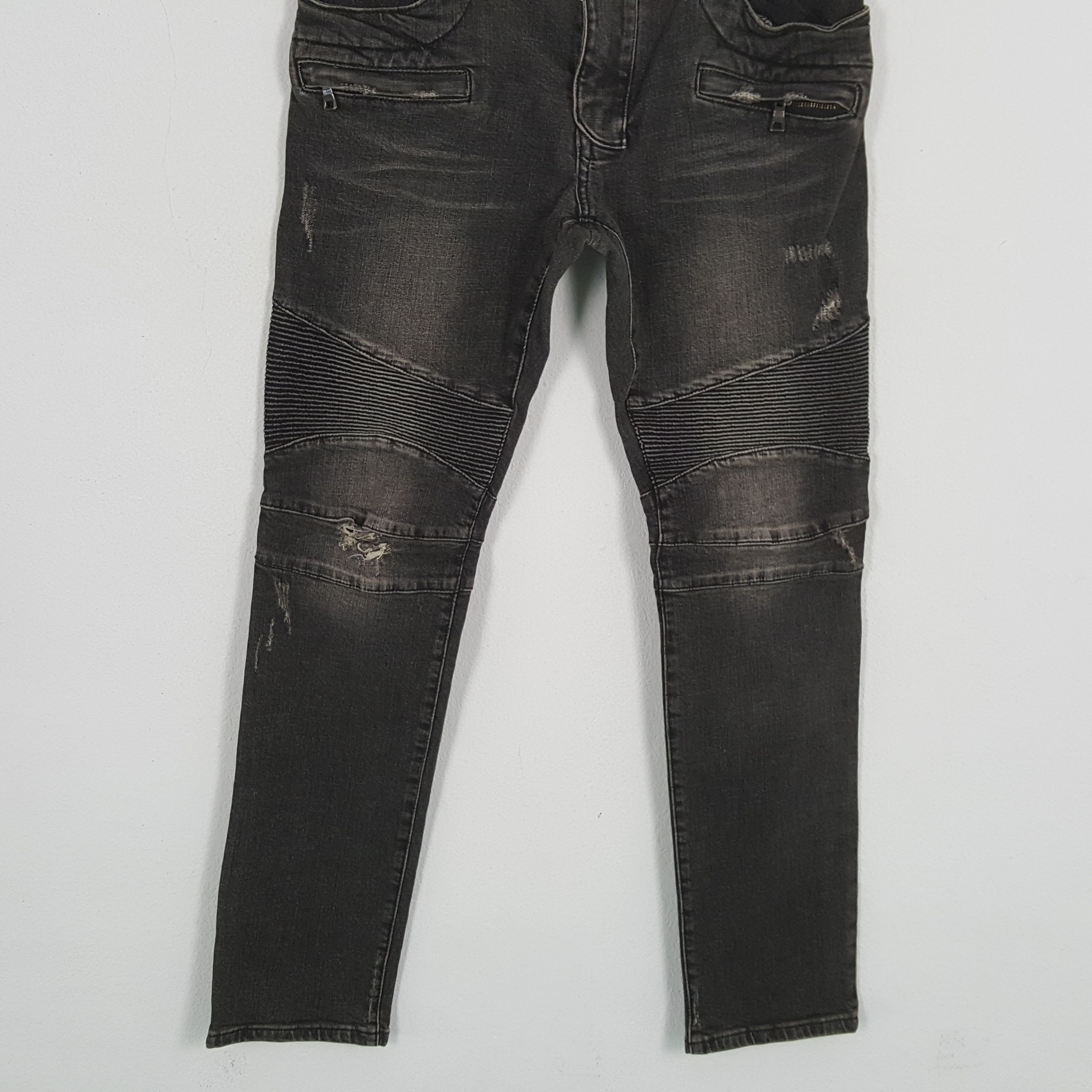 Vintage Vintage BALMAIN Italian Fashion Brand Distressed Jeans Size US 31 - 3 Thumbnail