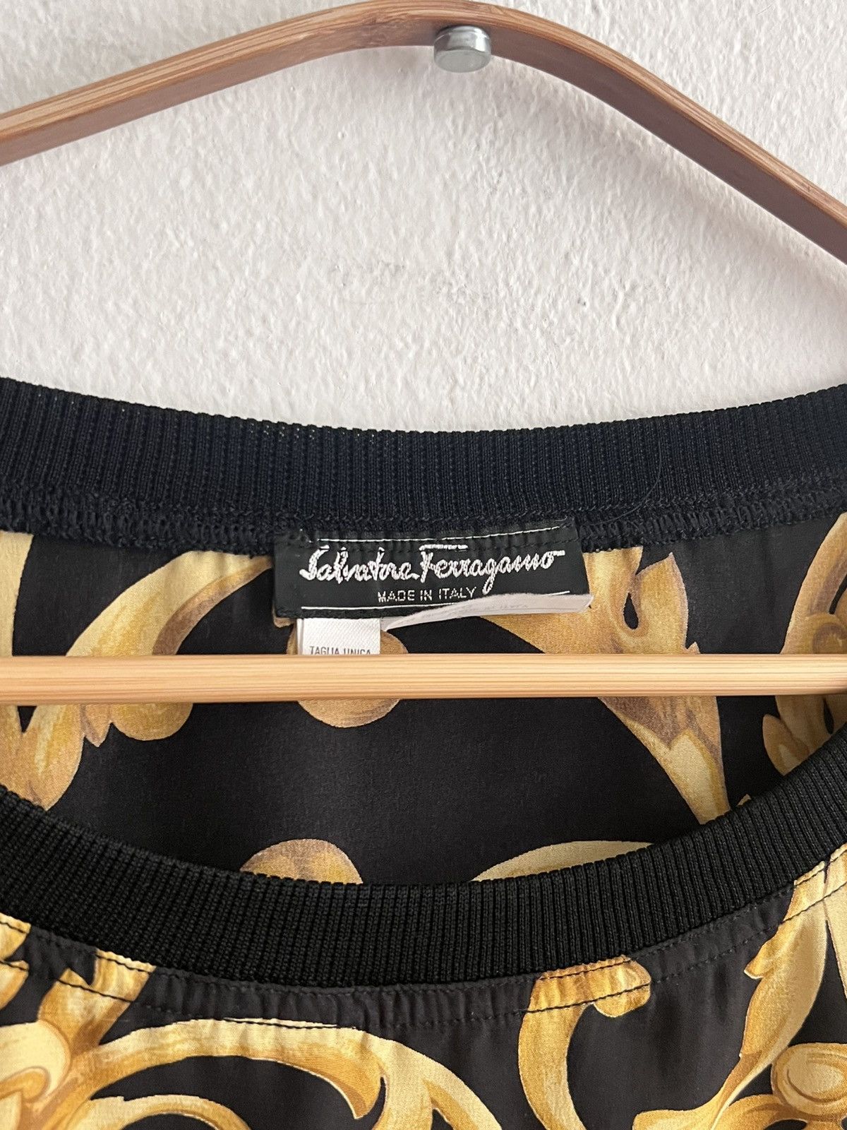 Salvatore Ferragamo Vintage Salvatore Ferragamo silk sweatshirt Size US M / EU 48-50 / 2 - 4 Thumbnail