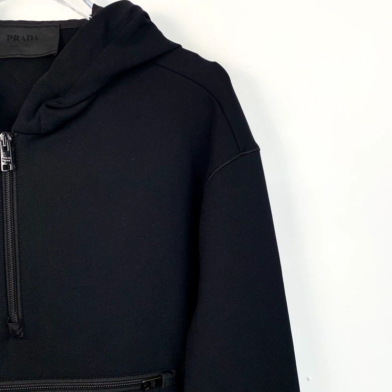 Prada Prada Black hooded half-zipper long-sleeved sweatshirt 2501 Size US XL / EU 56 / 4 - 3 Thumbnail