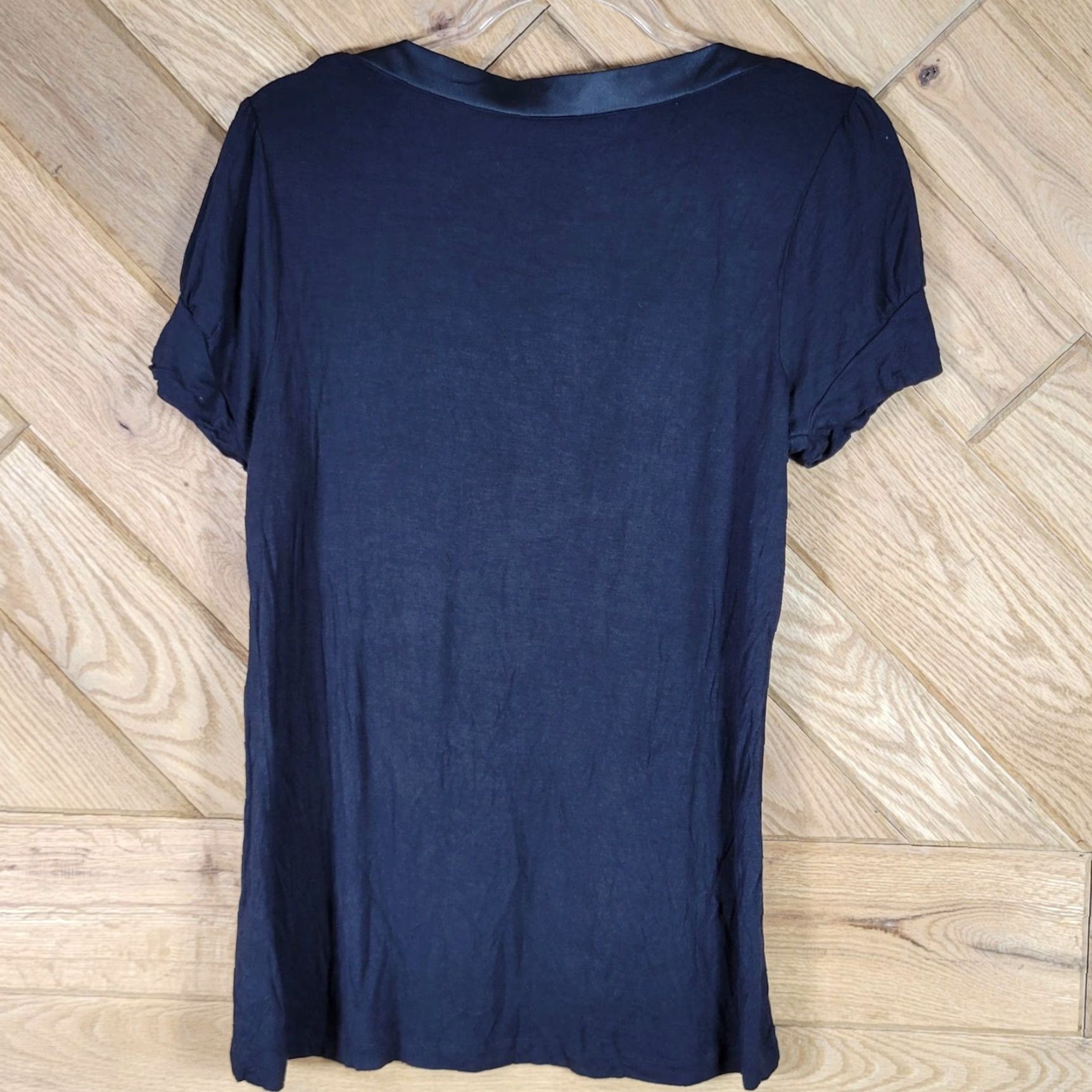 Vintage Willowbay Womens T Shirt Tunic Top Black V-Neck Satin Trim Size M Casual Size M / US 6-8 / IT 42-44 - 5 Thumbnail