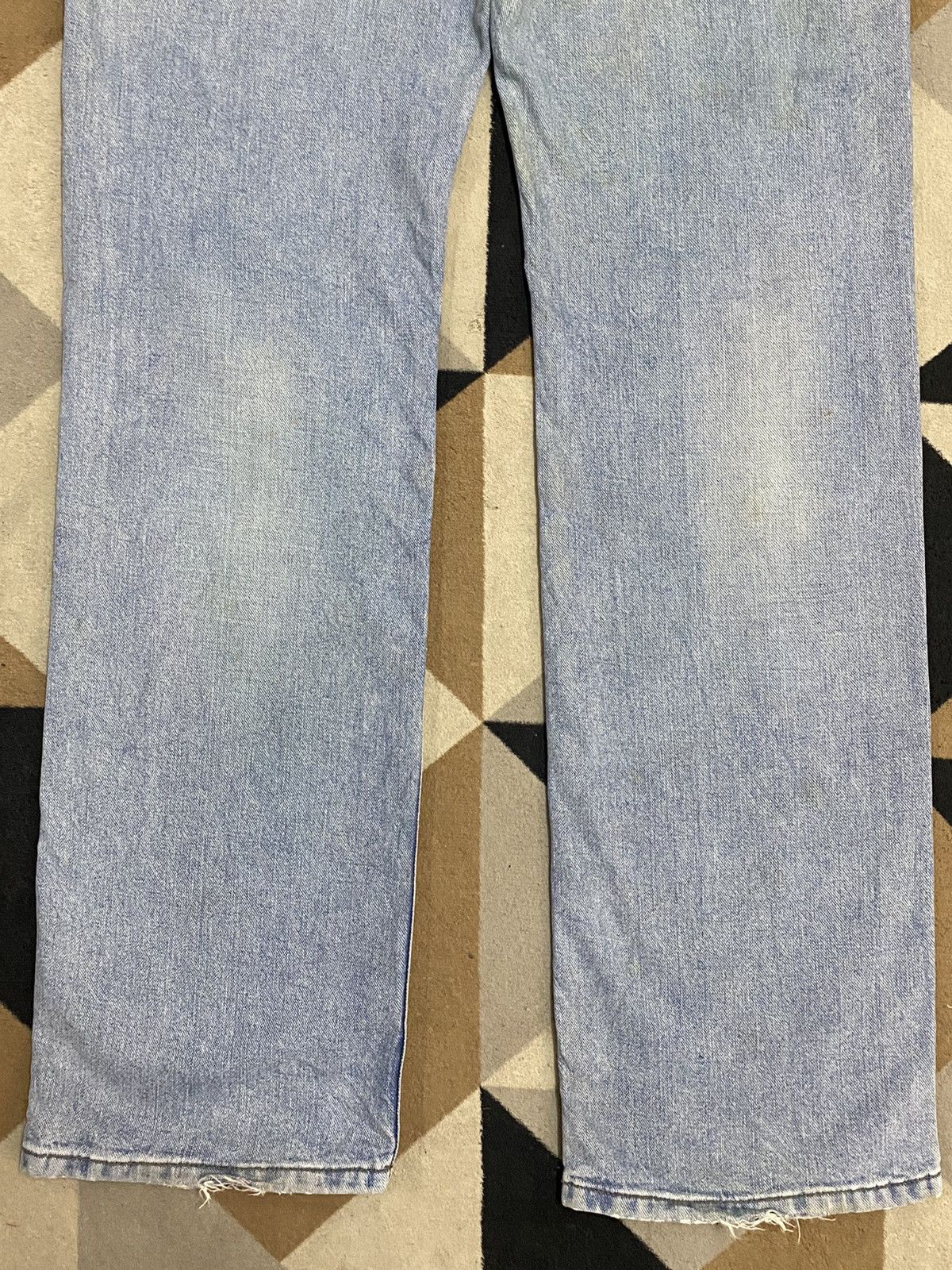 Diesel Vtg Diesel Larkee Faded Wash Butterfly Botton Loose Jeans Size US 34 / EU 50 - 9 Thumbnail