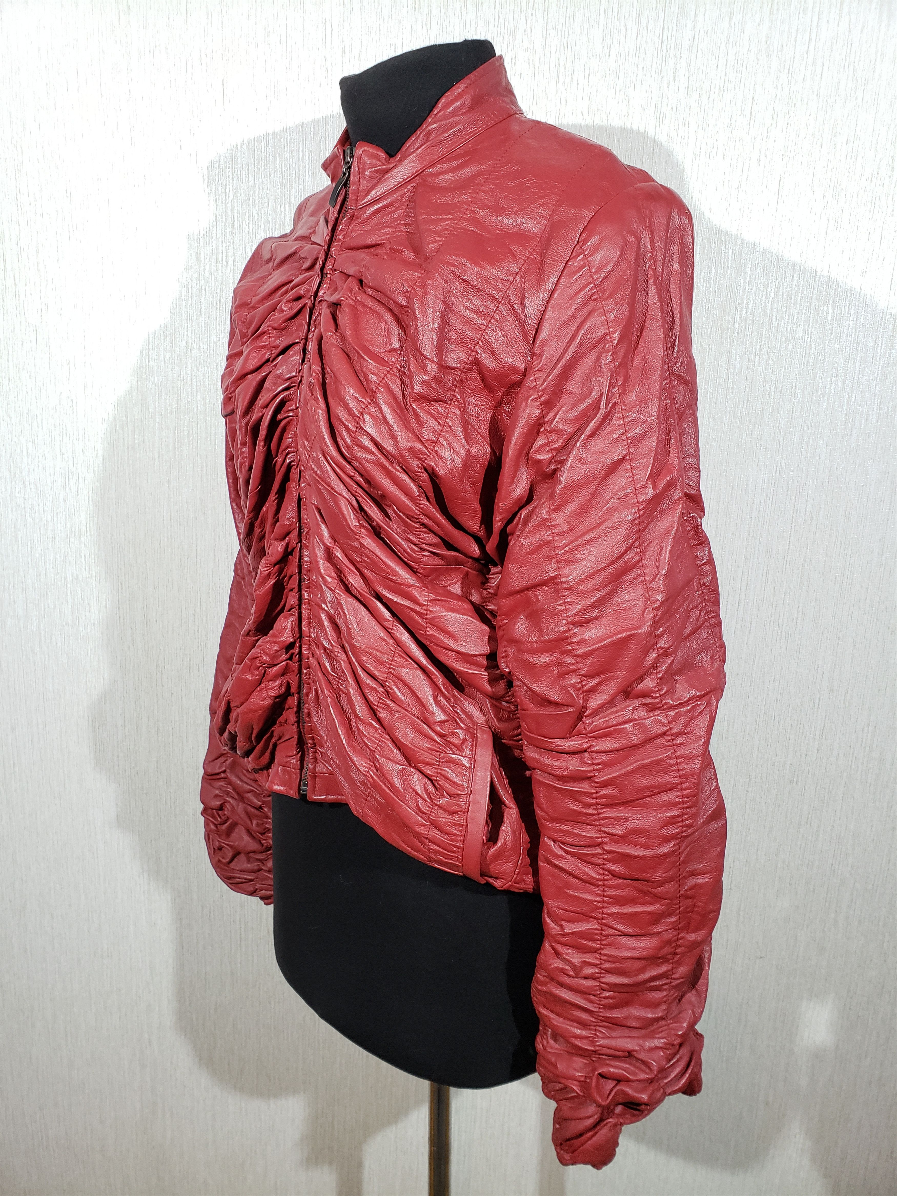 Uniqlo Women's burgundy leather jacket with a metal zipper. Size XXL / US 16-18 / IT 52-54 - 3 Thumbnail