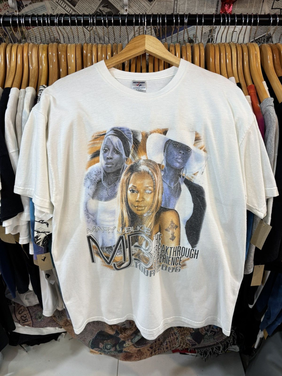Vintage Mary J Blige Tour 2006 Size US L / EU 52-54 / 3 - 1 Thumbnail