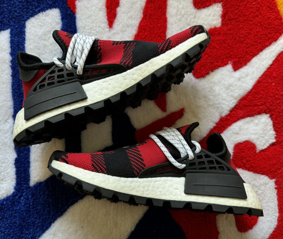 Pharrell x BBC x Adidas NMD Human Race Red Plaid size 4.5 -  remolquesrobert.com