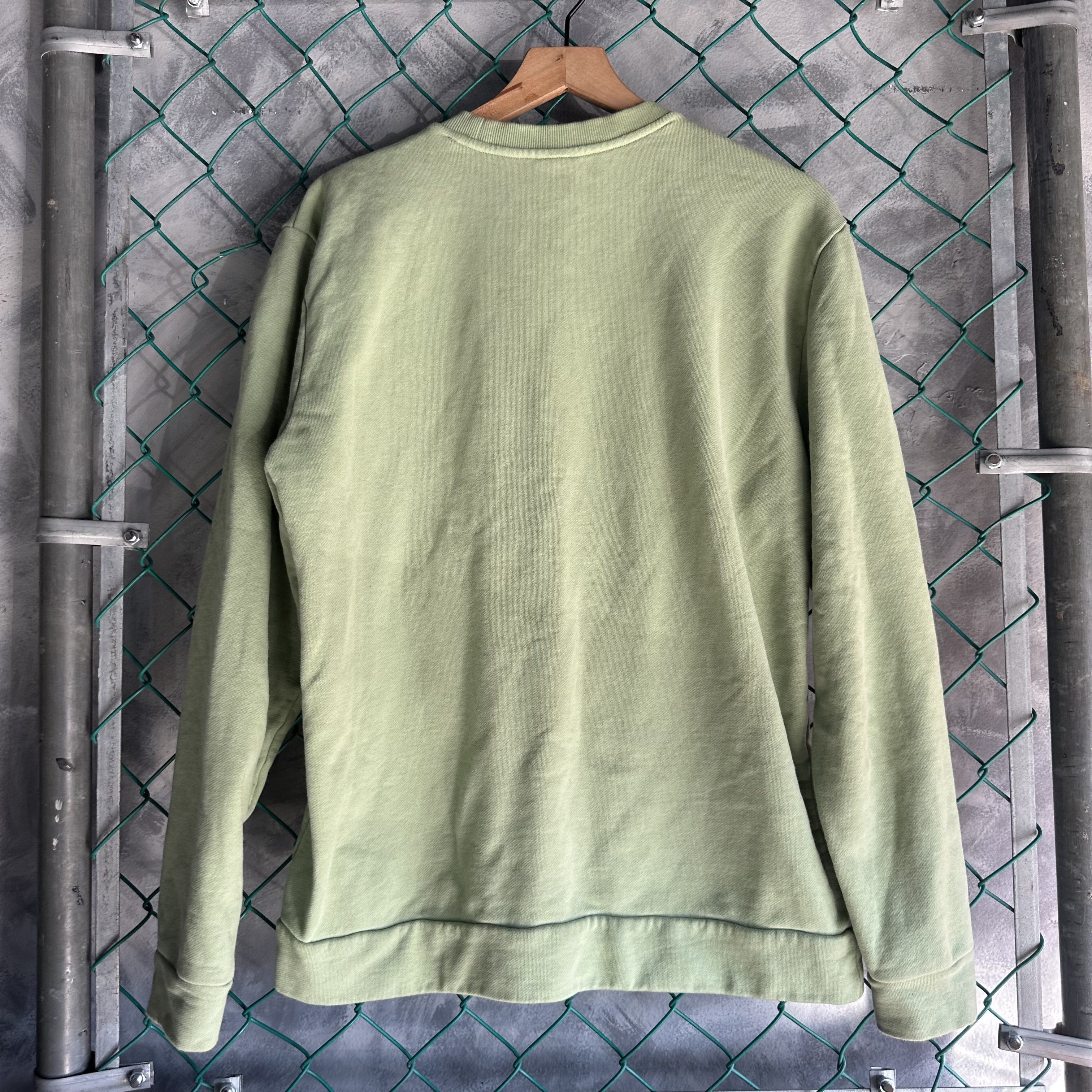 Oakley Vintage Oakley Sweatshirt Mens Large Green Pea Crewneck Size US L / EU 52-54 / 3 - 5 Thumbnail