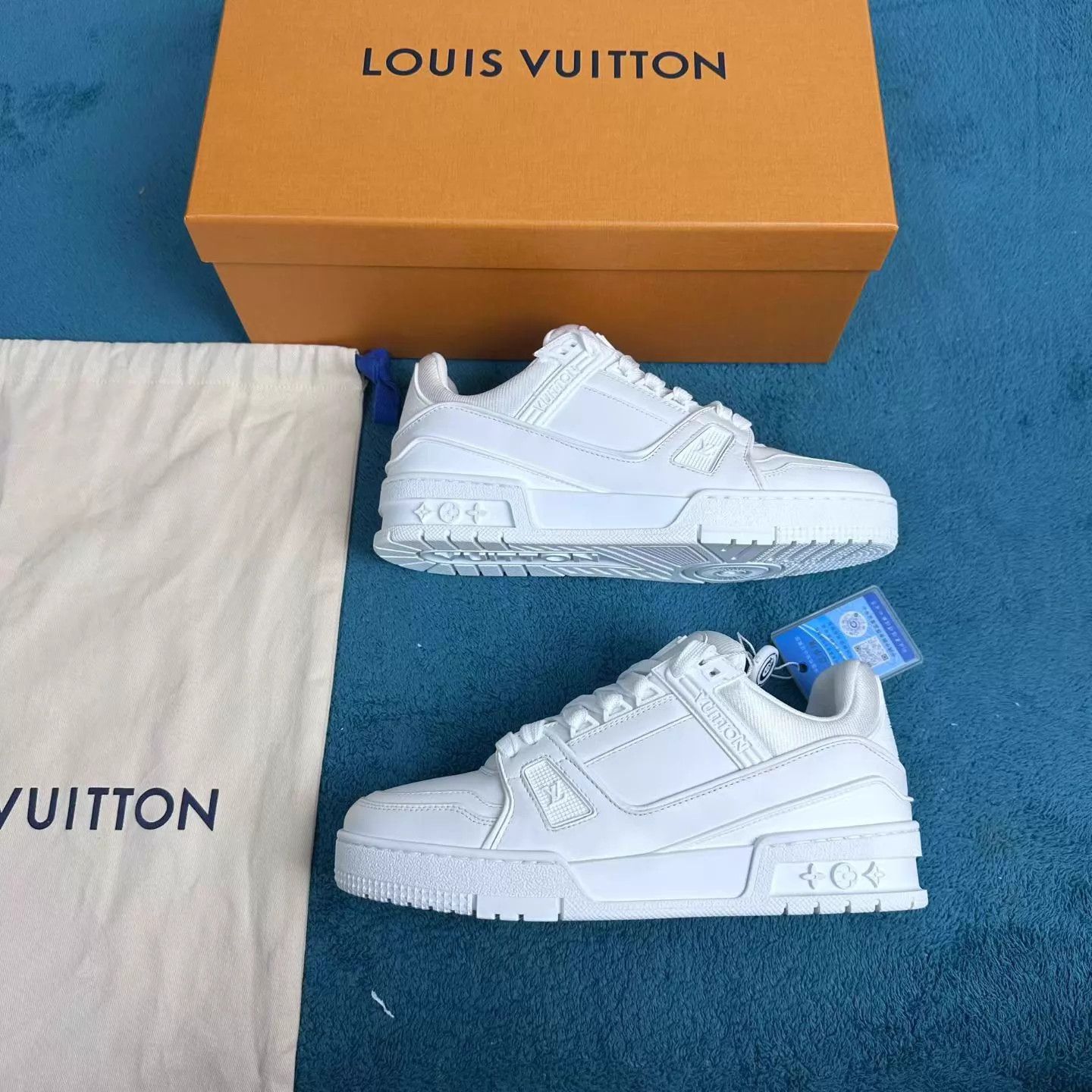 Louis Vuitton LV Trainer Low-Top Sneaker White 37.5 Size US 7 / IT 37 - 2 Thumbnail