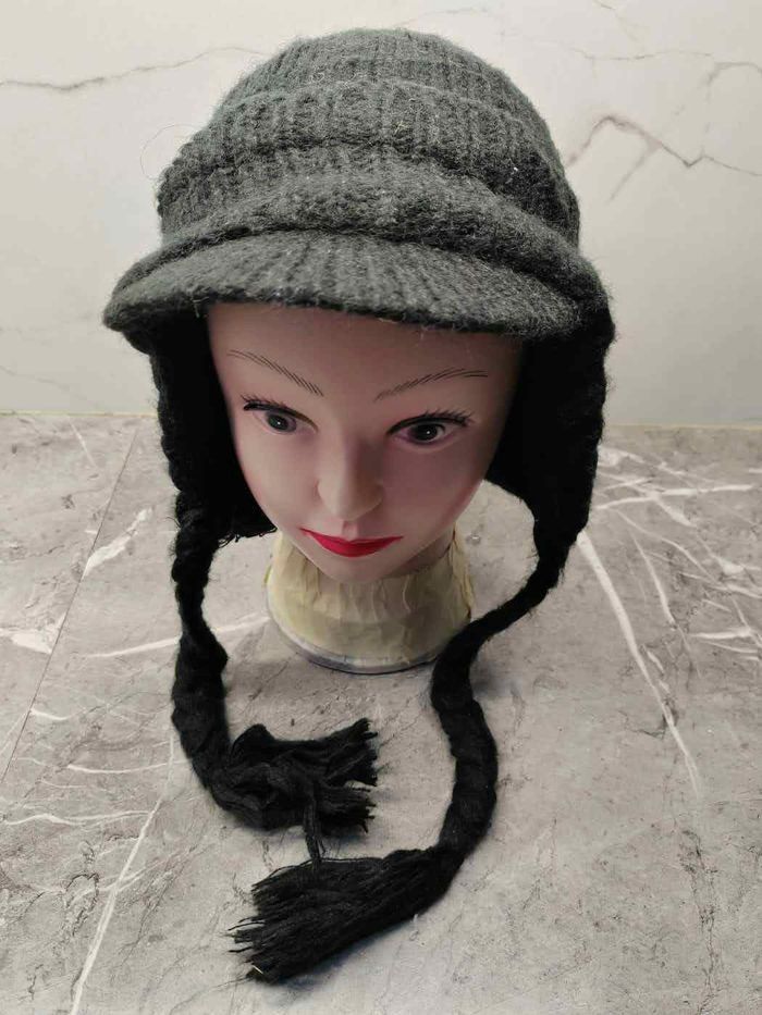If Six Was Nine Vintage Grace Snowcap Beanie Size ONE SIZE - 2 Thumbnail