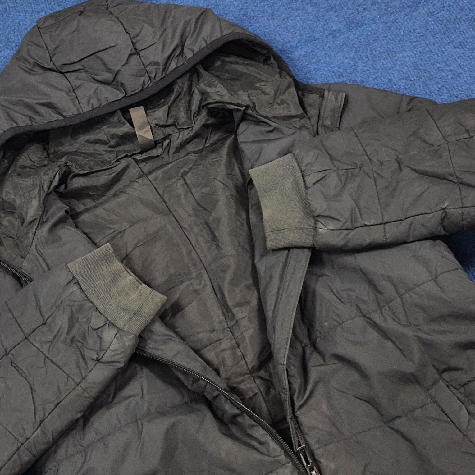 Nike Vintage Nike Puffer Hooded Outdoor Jacket C289N7 Size US XS / EU 42 / 0 - 4 Thumbnail