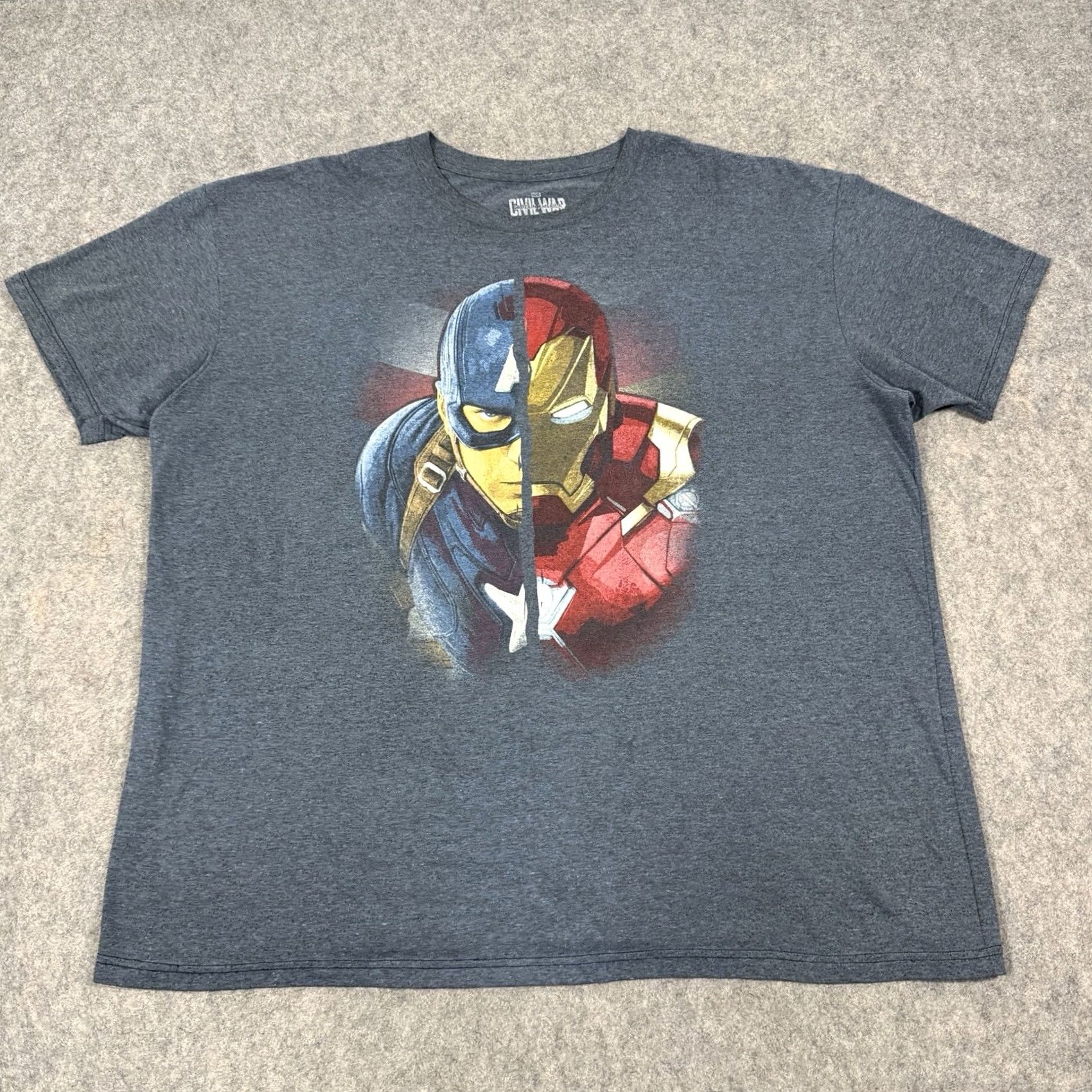 Vintage Marvel Captain America Civil War Split Face Print T-Shirt Men 3XL Gray Shirt Graphic Print 80s 90s Comics USA Size US XXL / EU 58 / 5 - 2 Thumbnail