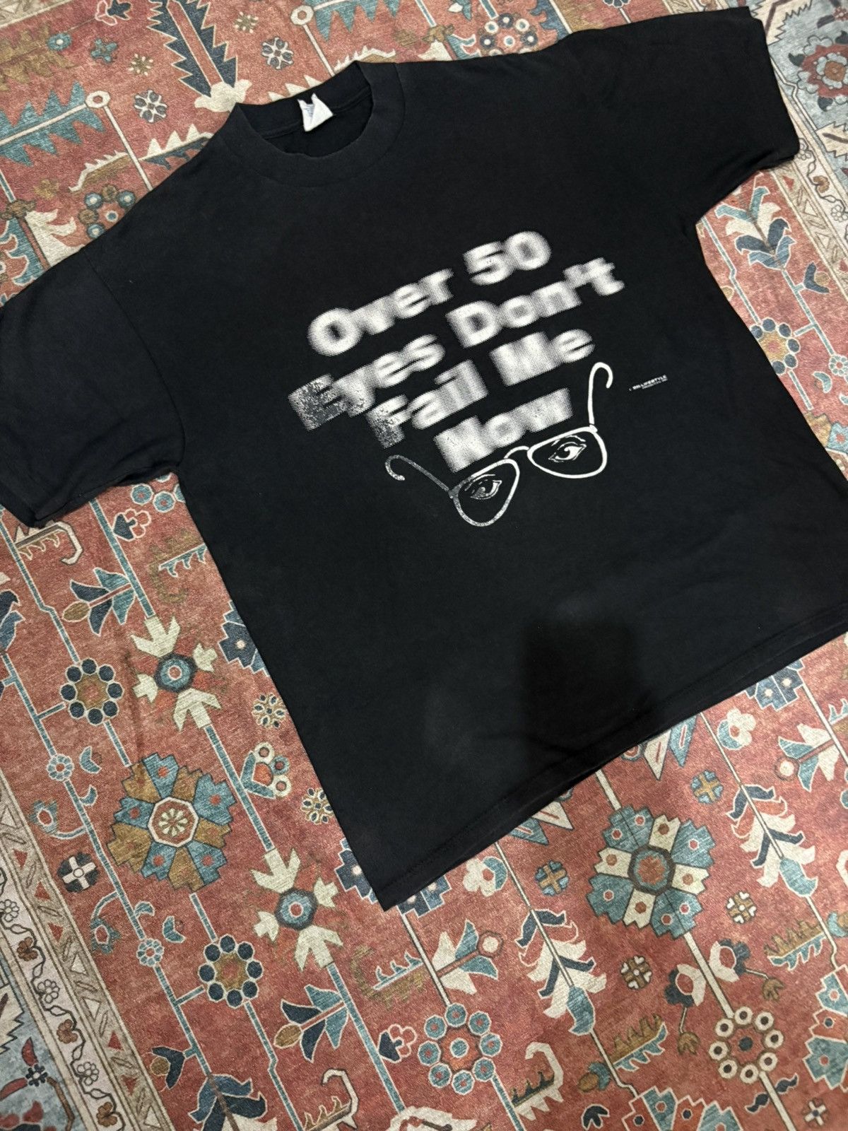 Vintage Vintage Parody Tee - blurry wording tee Size US L / EU 52-54 / 3 - 1 Thumbnail