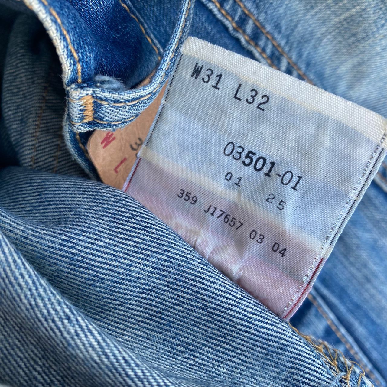 Levi's Vintage Levis 501 Distressed Denim Kurt Cobain Style Size US 32 / EU 48 - 18 Thumbnail
