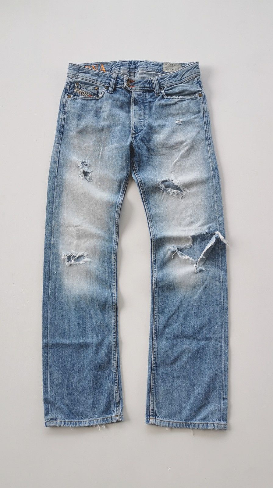 Diesel Ripped Diesel Dirtynewage Viker R Box Regular Straight Size US 30 / EU 46 - 1 Thumbnail