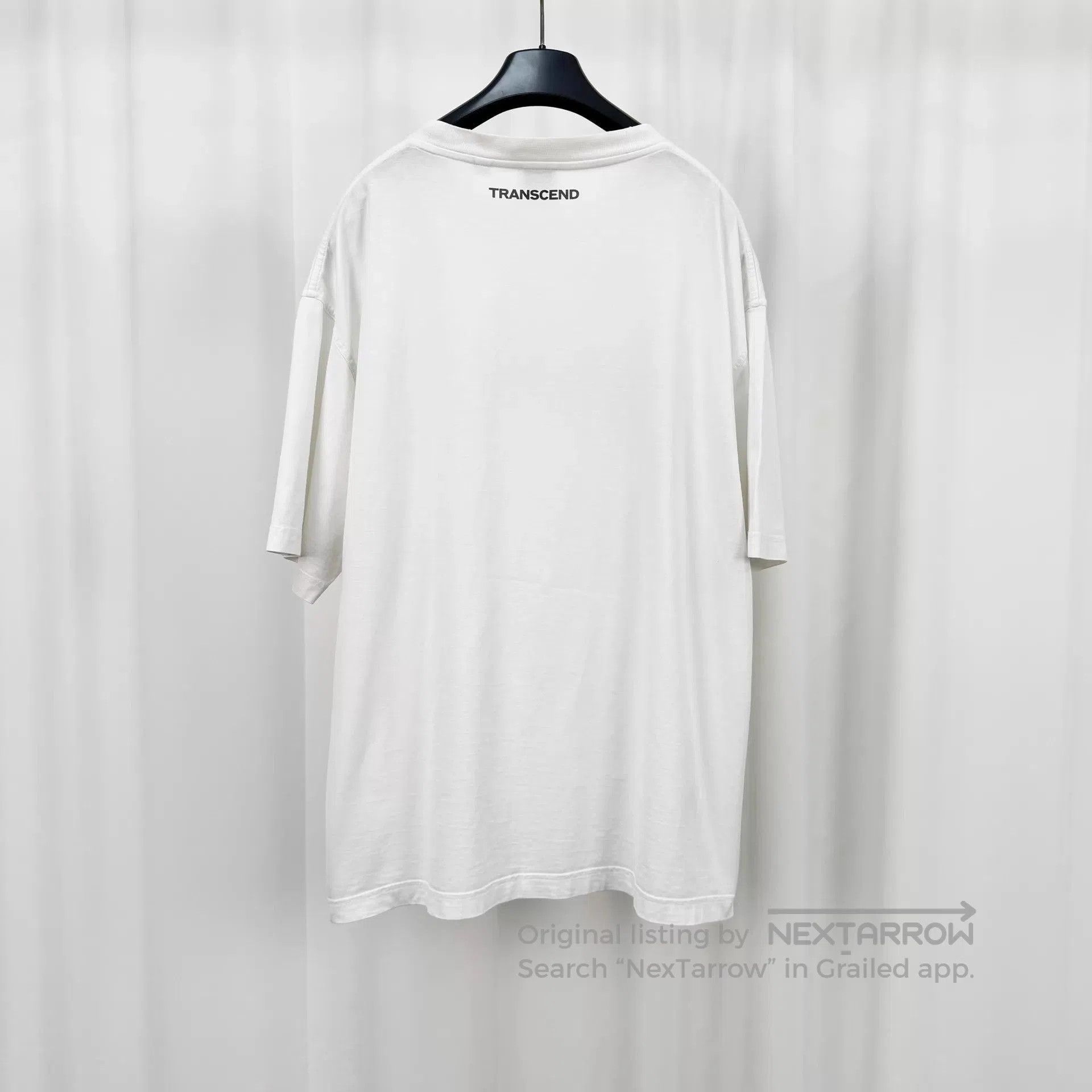 Burberry White Graphic Short Sleeve T-Shirt. Size US M / EU 48-50 / 2 - 2 Thumbnail