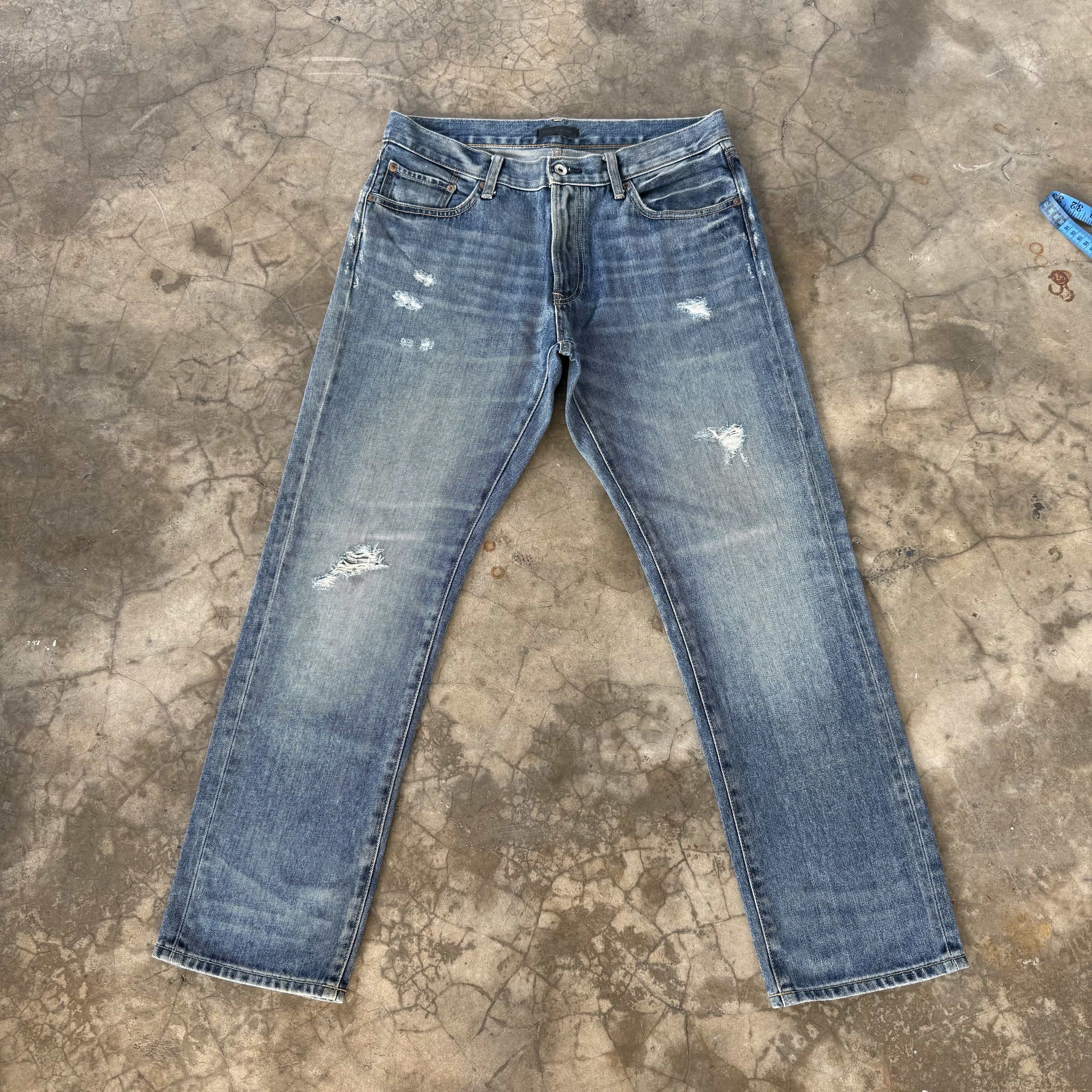 Japanese Brand W34 Vintage Japanese Streetwear Faded Denim Jean Size US 34 / EU 50 - 1 Thumbnail