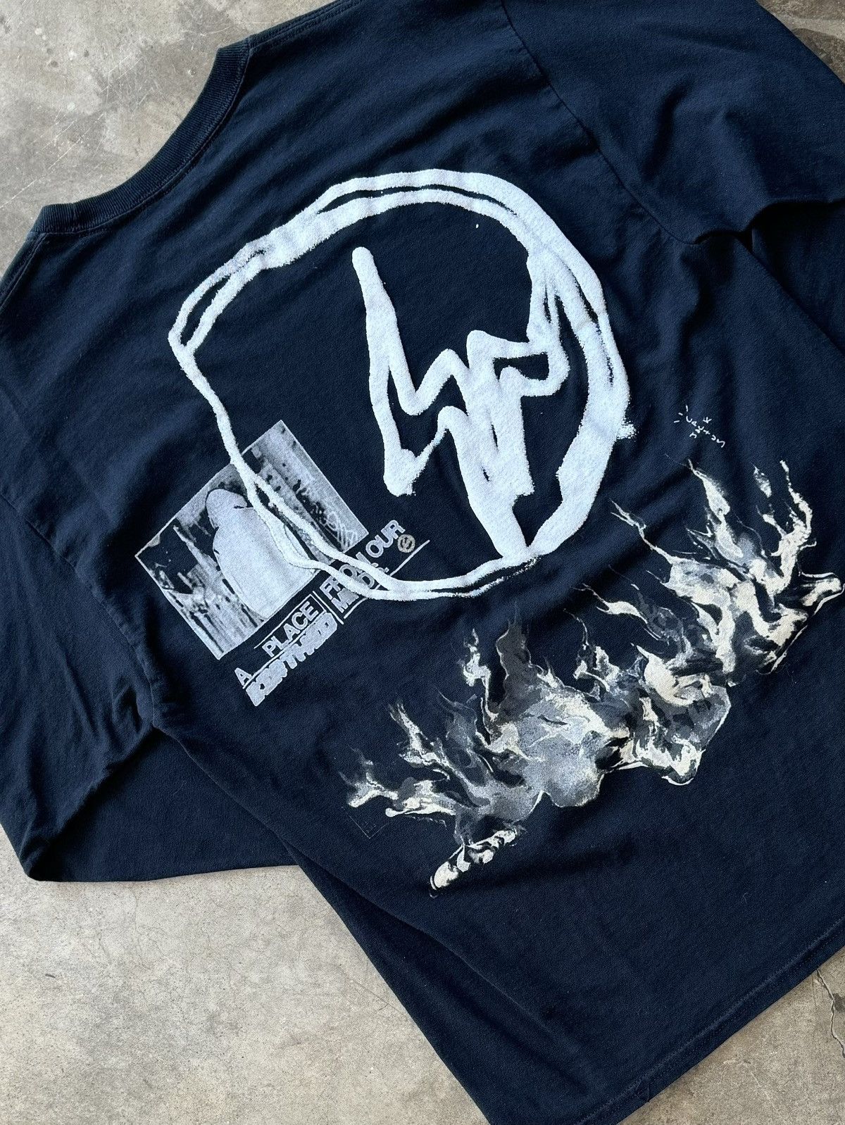 Travis Scott Travis Scott x Fragment LS Tee sz. Medium Size US M / EU 48-50 / 2 - 4 Thumbnail
