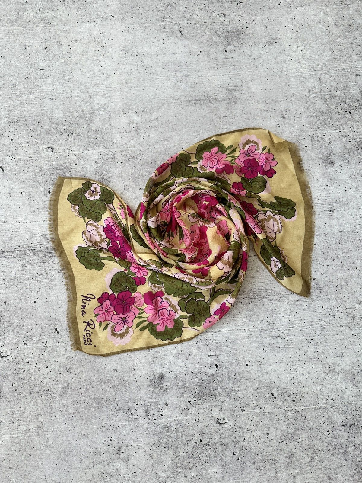 Nina Ricci Nina Ricci flowers scarf Size ONE SIZE - 1 Thumbnail