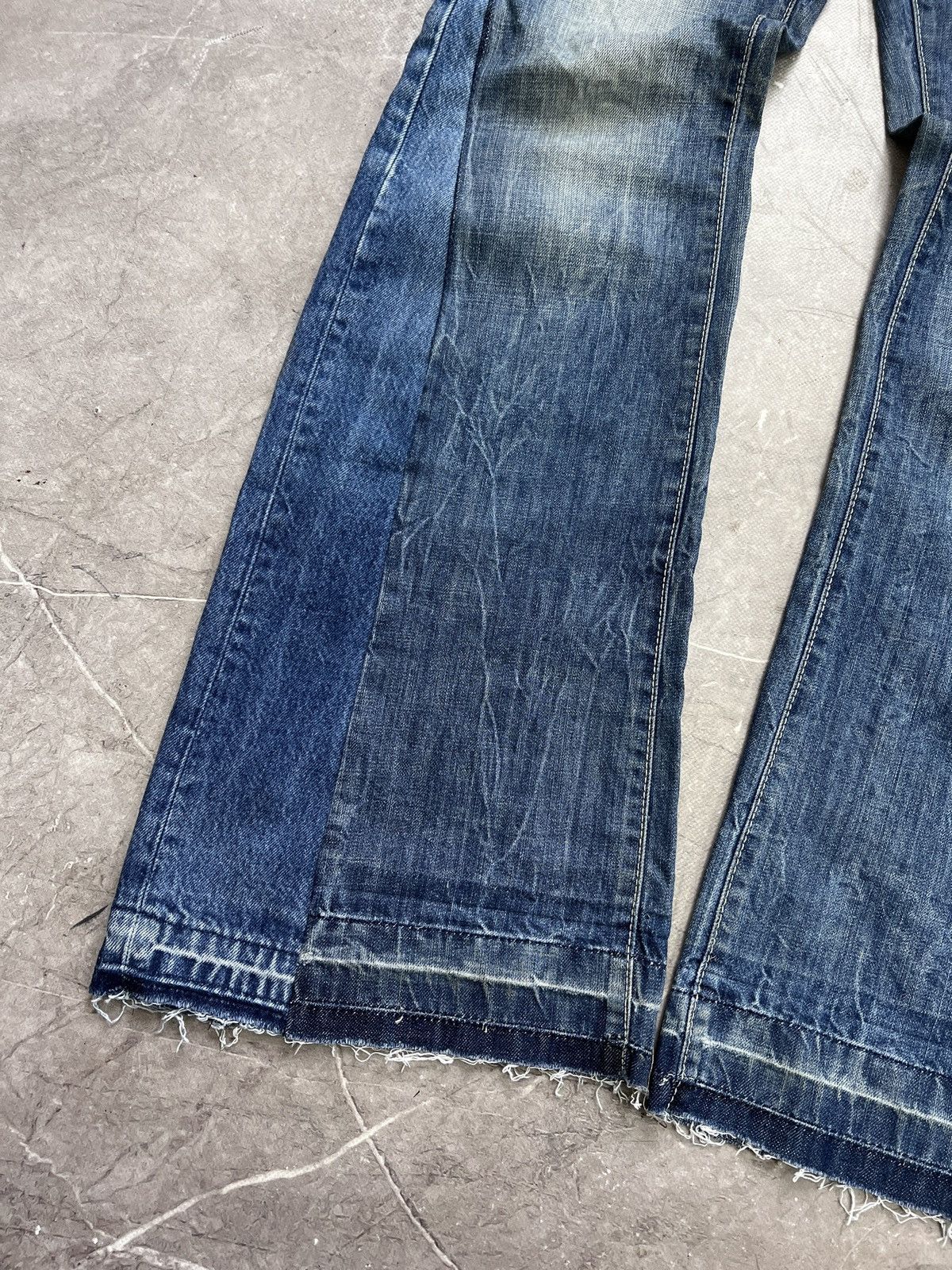 Dolce & Gabbana Dolce Gabbana flared distressed jeans y2k hype tornado mart Size US 33 - 4 Thumbnail