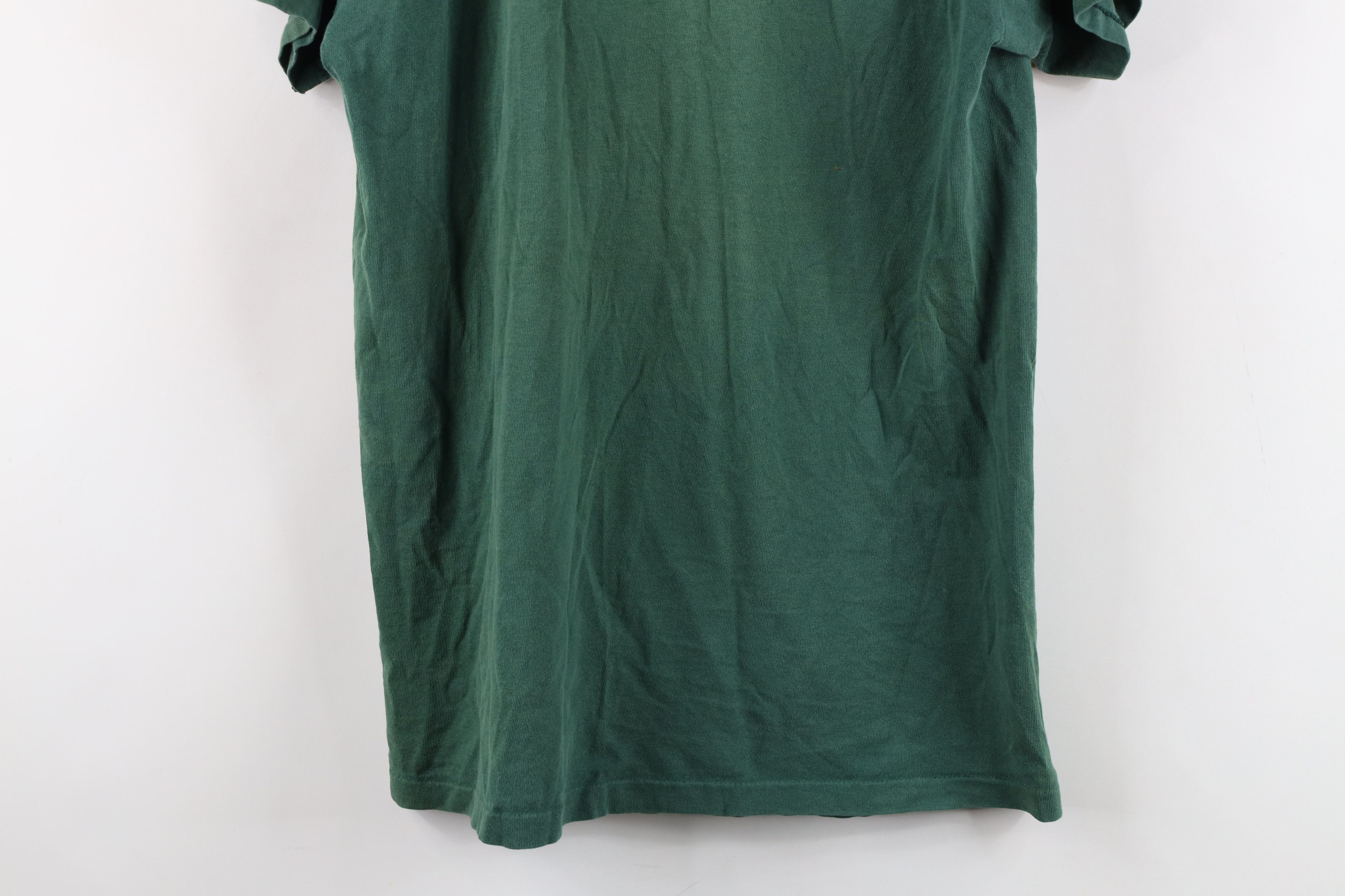 Vintage Vintage 90s Spell Out University of Miami T-Shirt Green USA Size US M / EU 48-50 / 2 - 14 Thumbnail