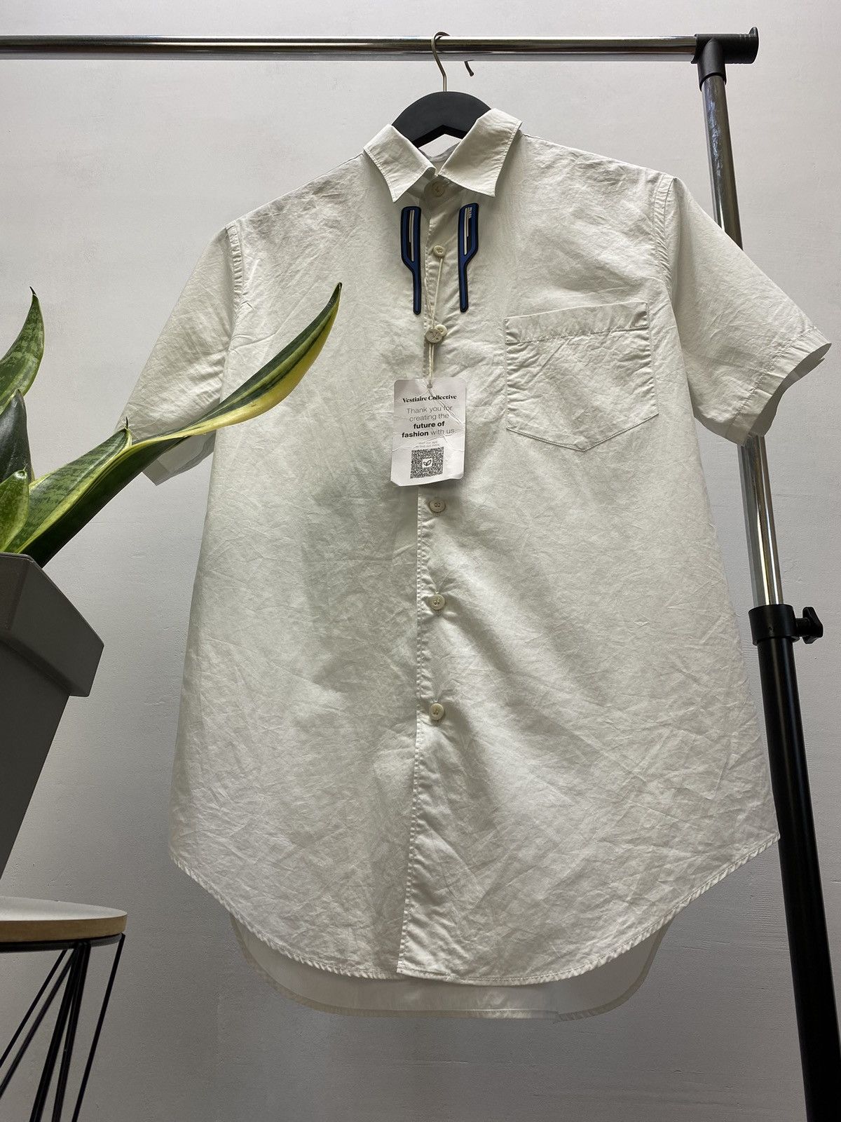 Prada Prada Logo Short Sleeve Shirt Size 39 Size US M / EU 48-50 / 2 - 2 Thumbnail