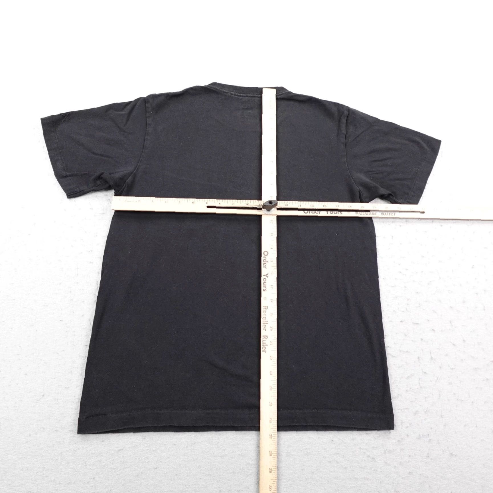 Uniqlo Uniqlo KAWS Shirt Mens M Black Cookie Monster Sesame Street Pocket Tee Graphic Print Size US M / EU 48-50 / 2 - 5 Thumbnail