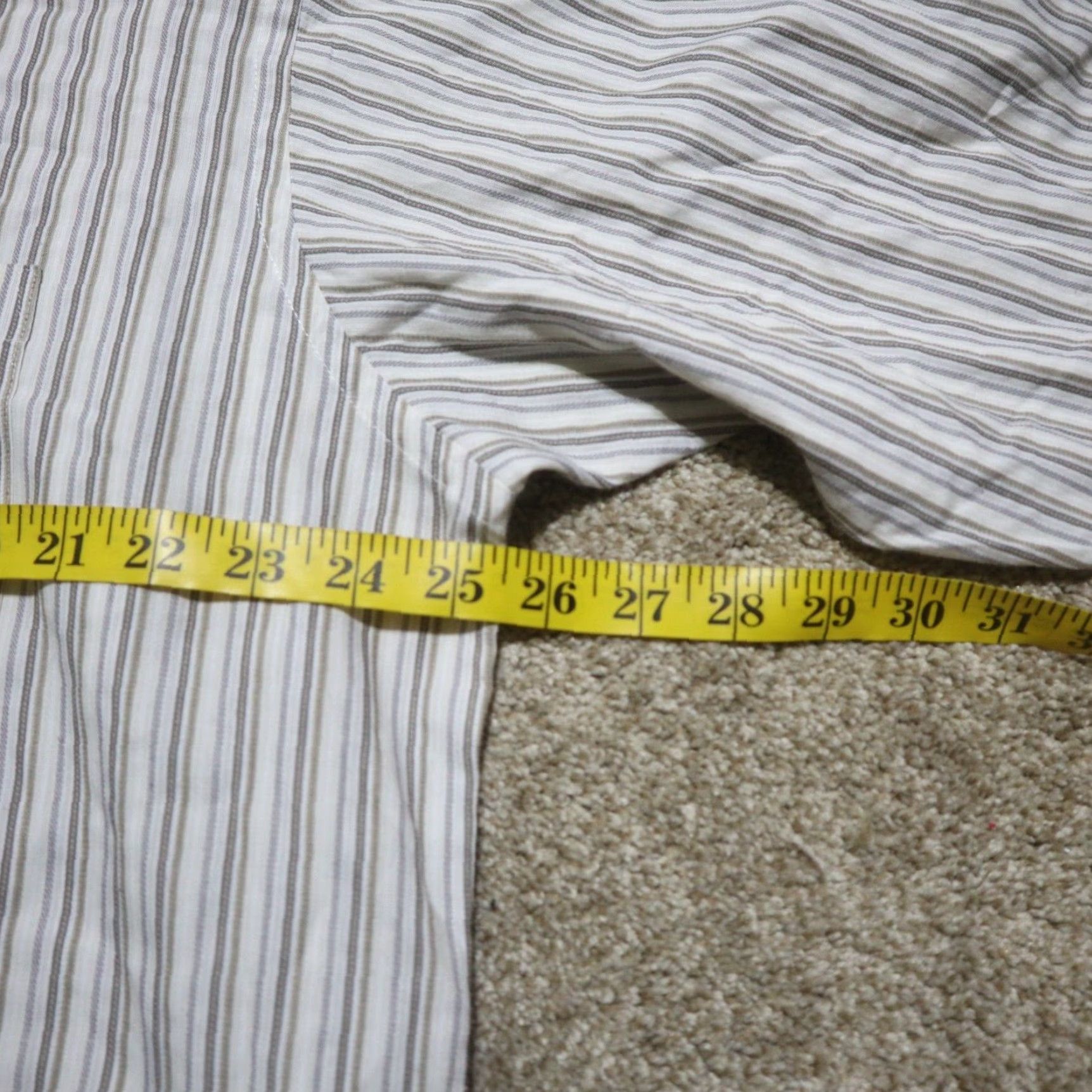 Izod IZOD Shirt White Striped Button-Down Easy Care Long Sleeve Adult XL 17.5 32/33 Men Mens Button-Up Casual Workwear 12/42 (example) Size US XL / EU 56 / 4 - 4 Thumbnail