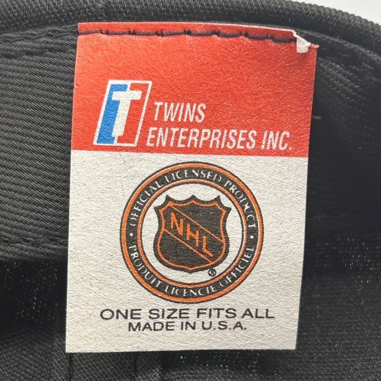Twins Enterprise Inc. Vintage Vancouver Canucks NHL Hat Men Snap Back Cap New Size ONE SIZE - 3 Thumbnail
